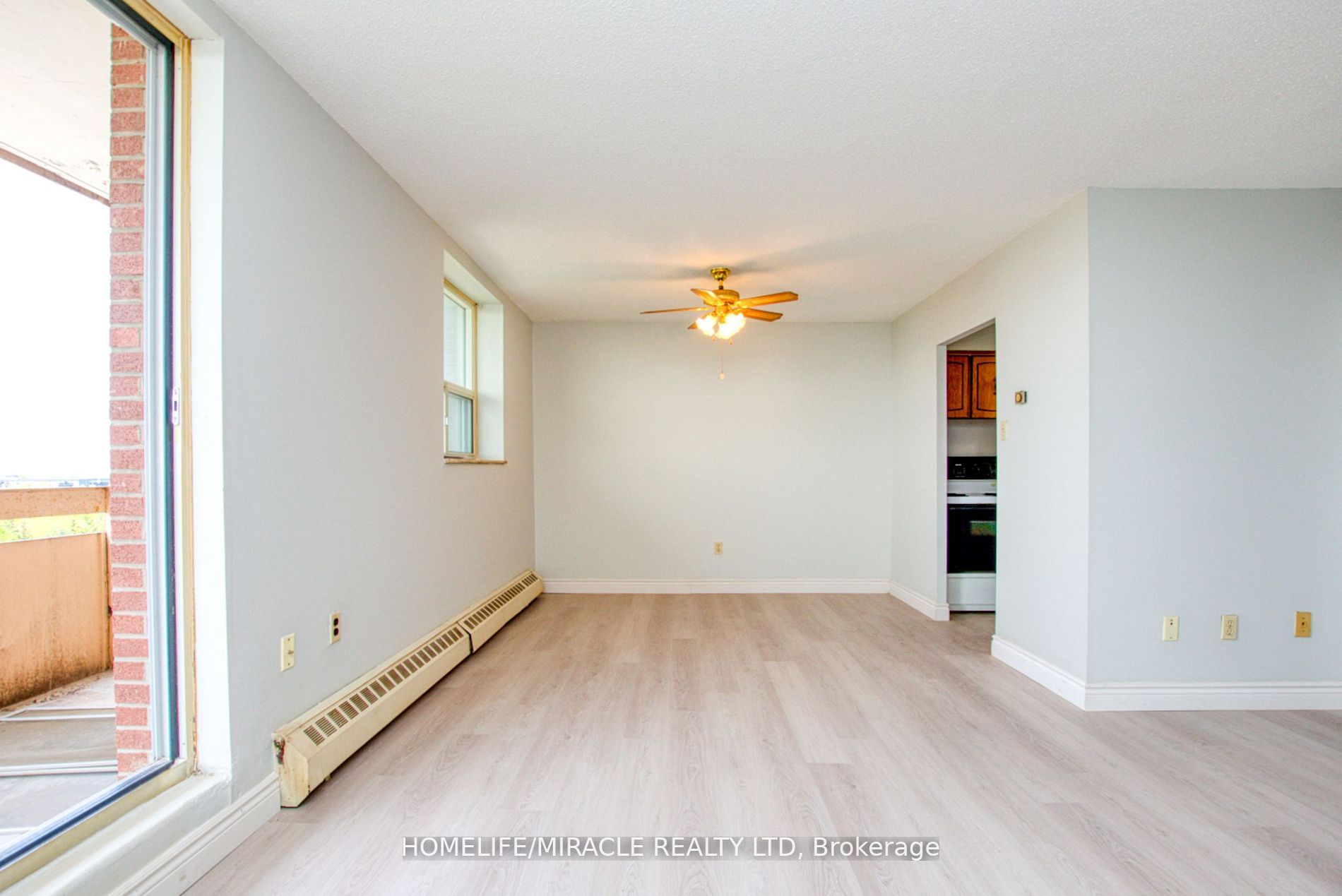 3533 Derry Road E, #801