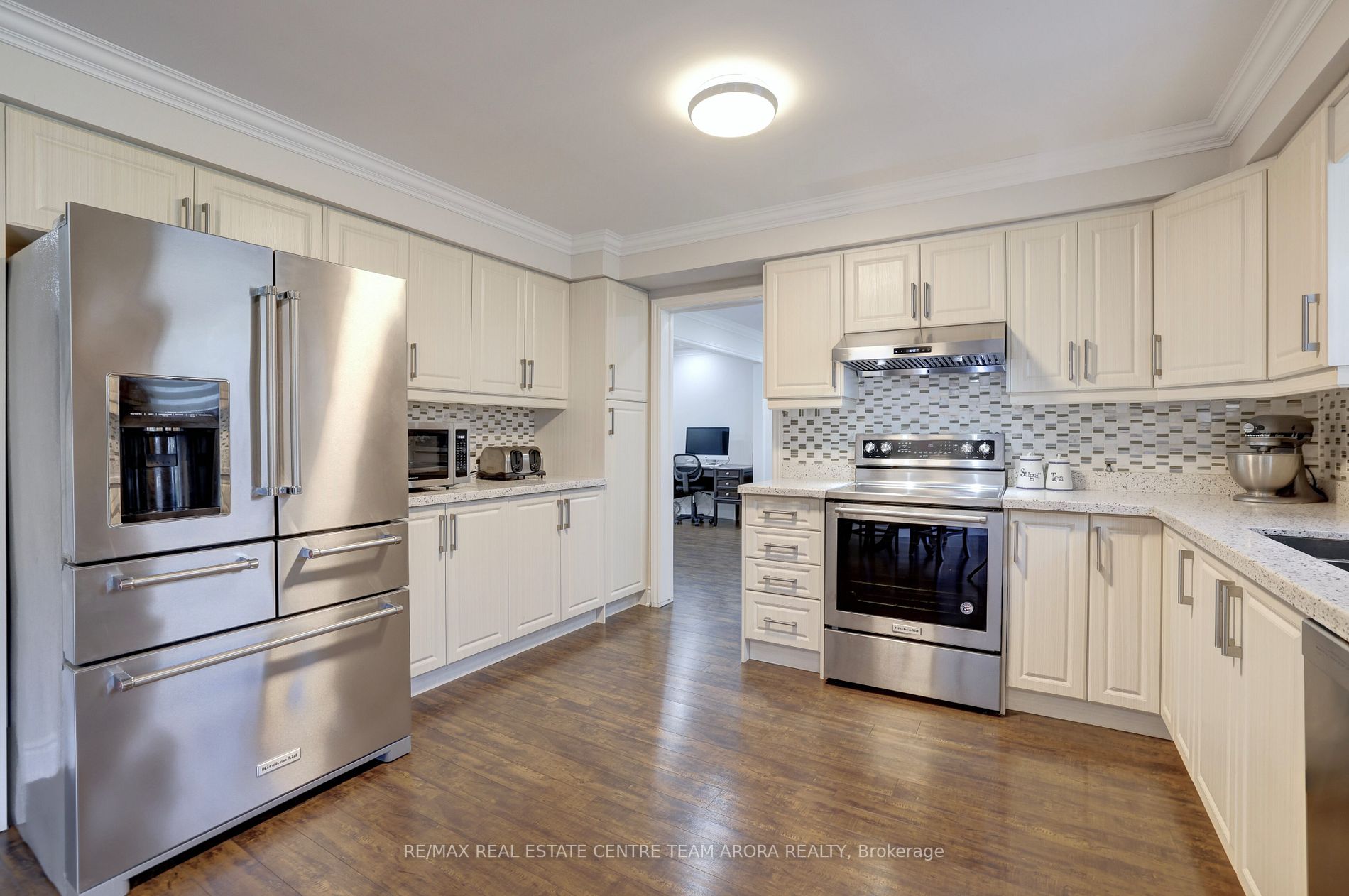 14 Huttonville Dr