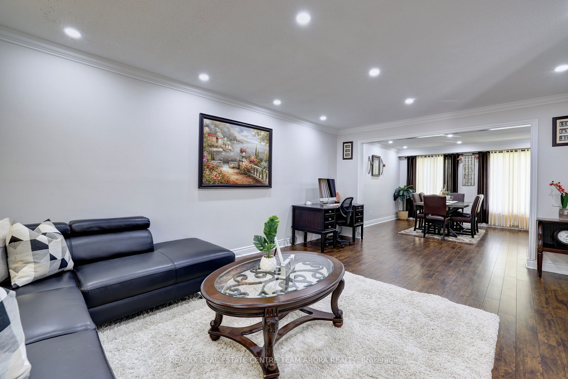 14 Huttonville Dr
