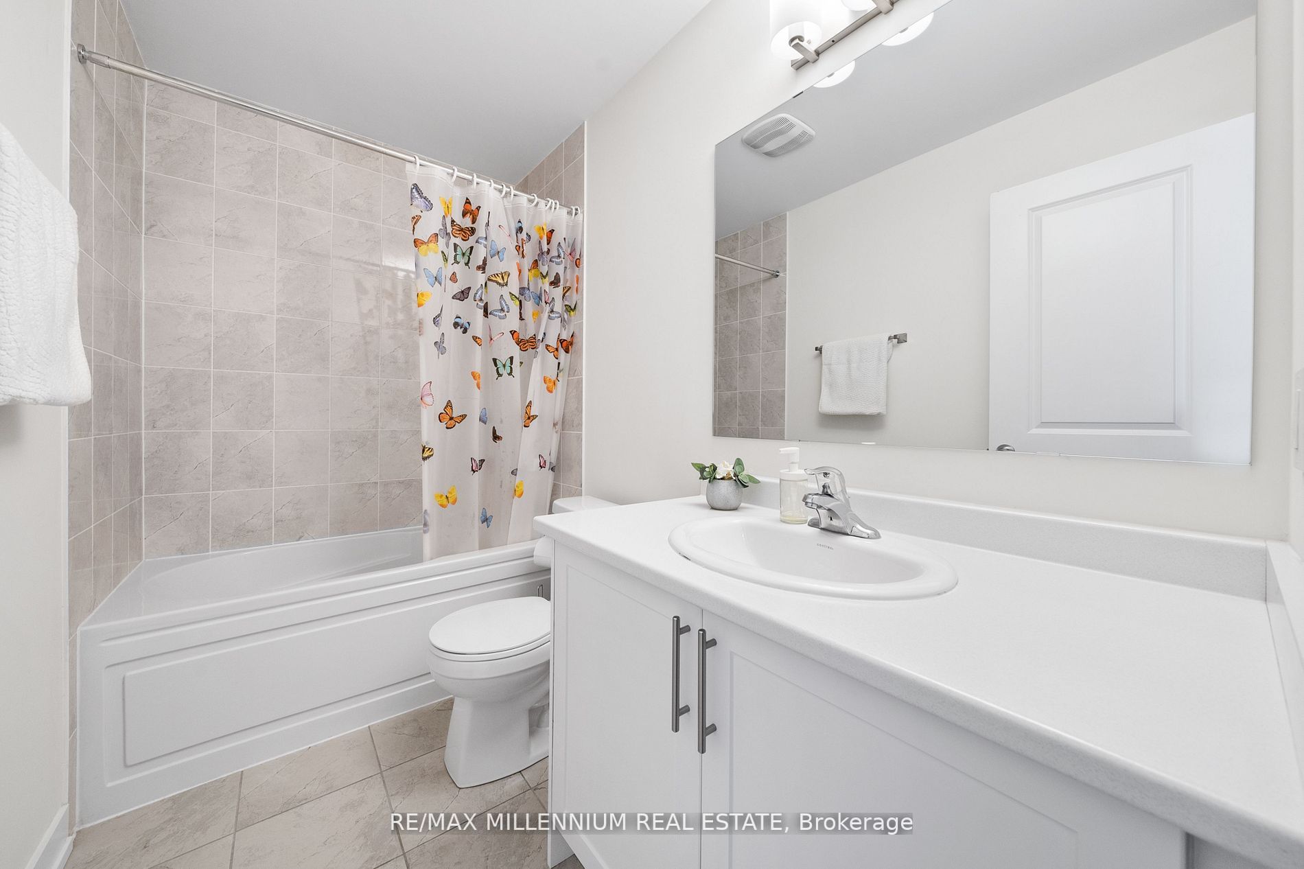 1554 Labine Pt