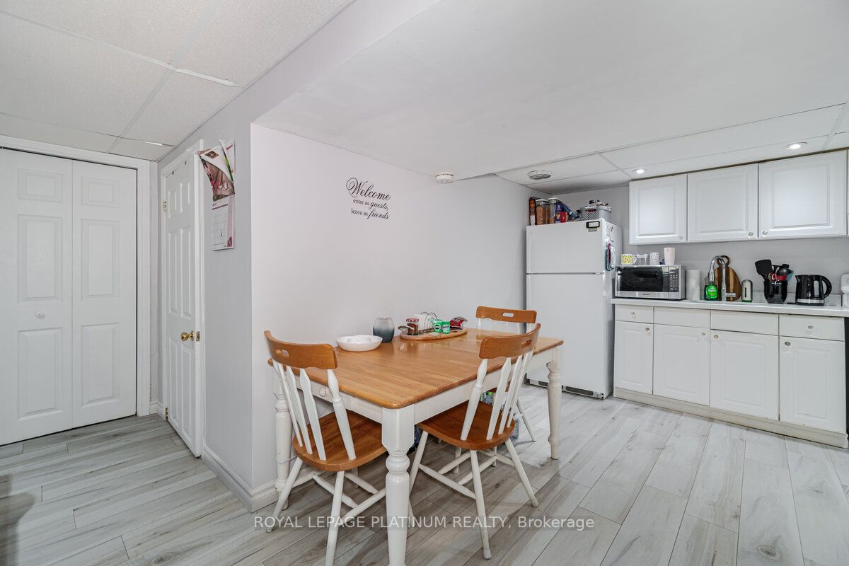 63 Faludon Dr