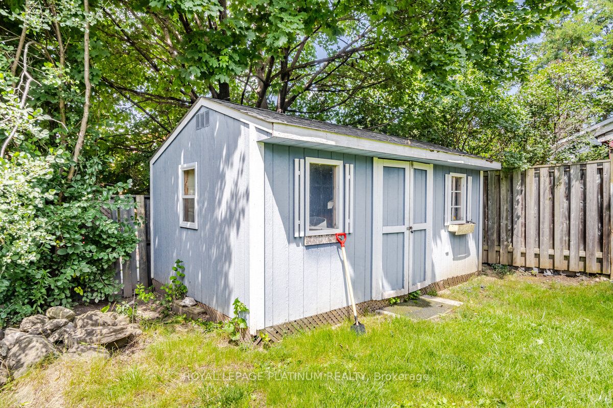63 Faludon Dr
