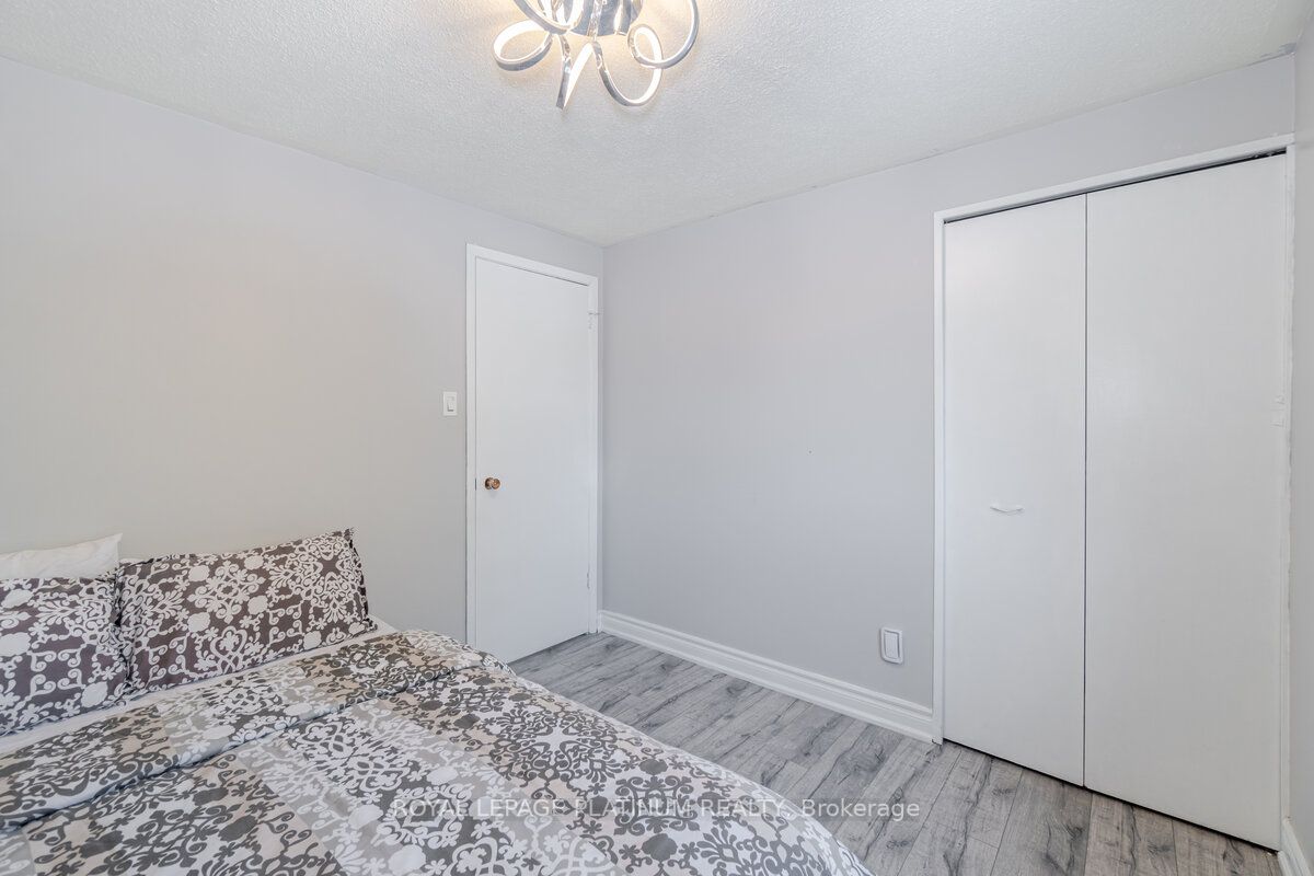 63 Faludon Dr