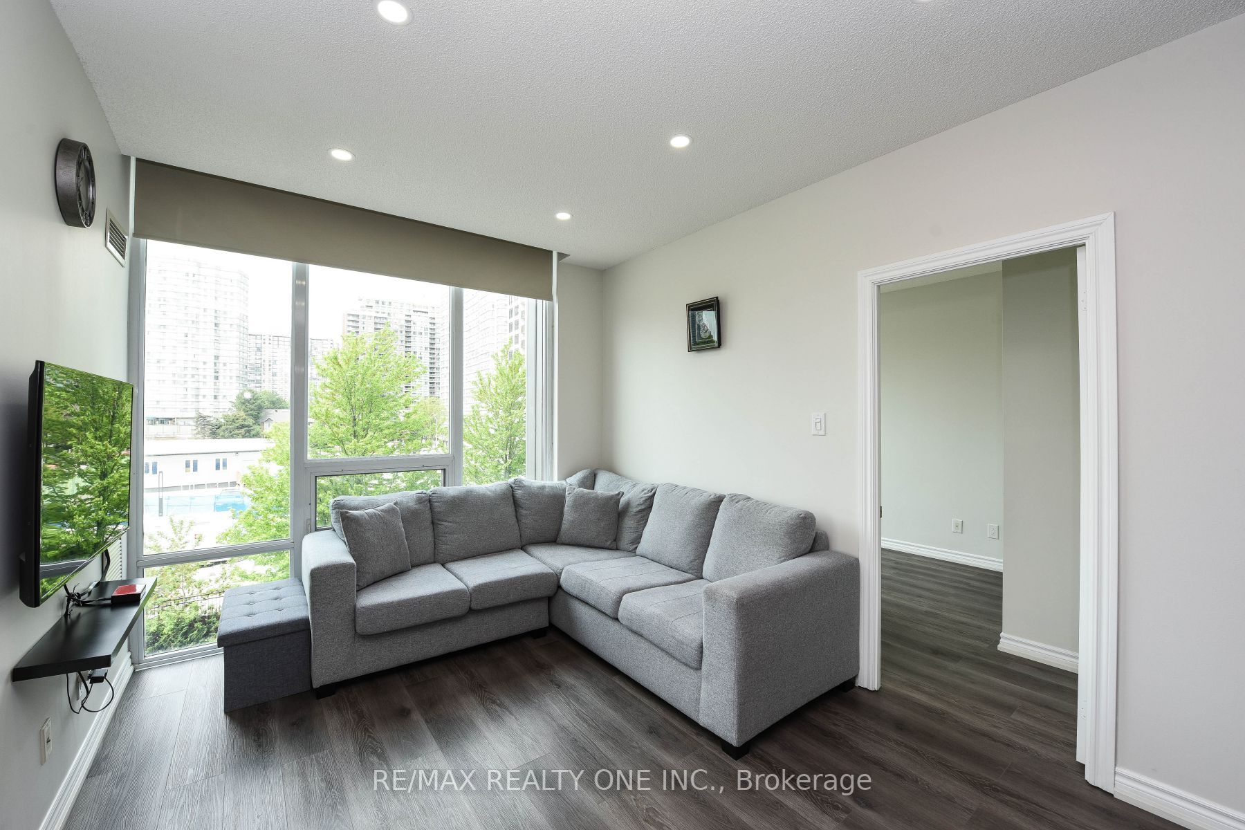 3525 Kariya Dr, #310