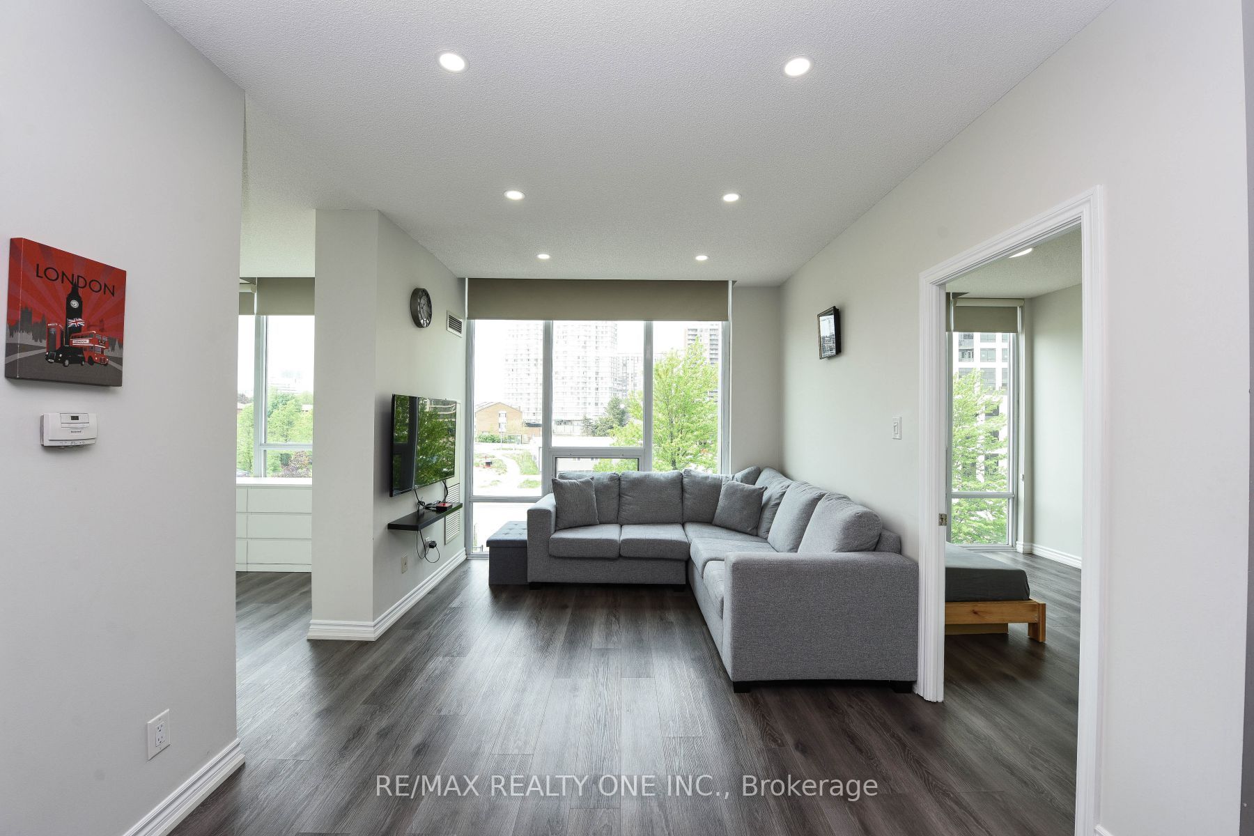 3525 Kariya Dr, #310