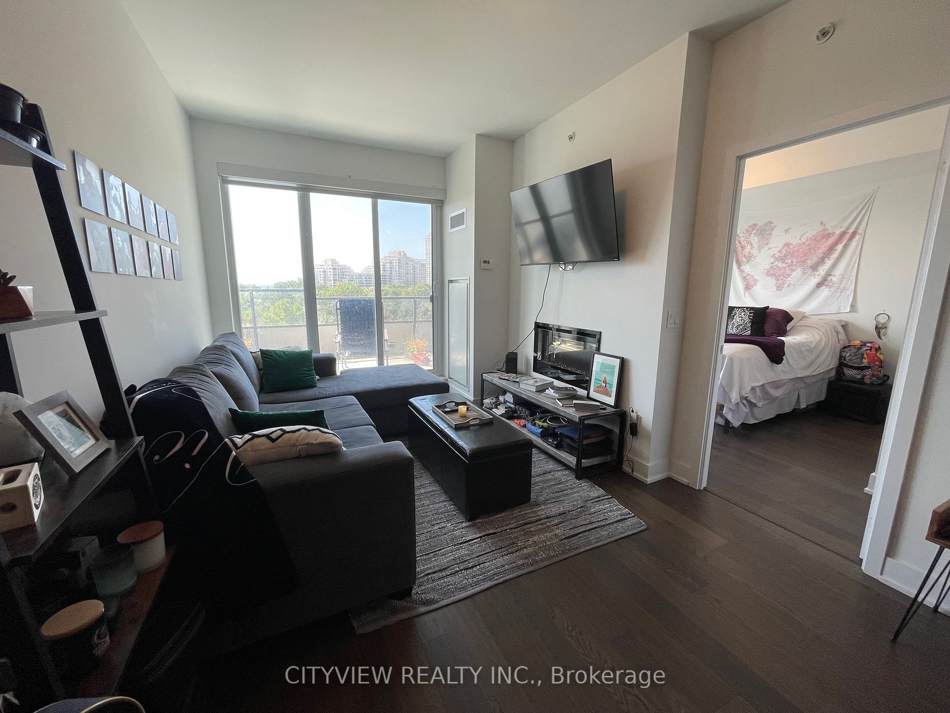 30 Shorebreeze Dr, #427