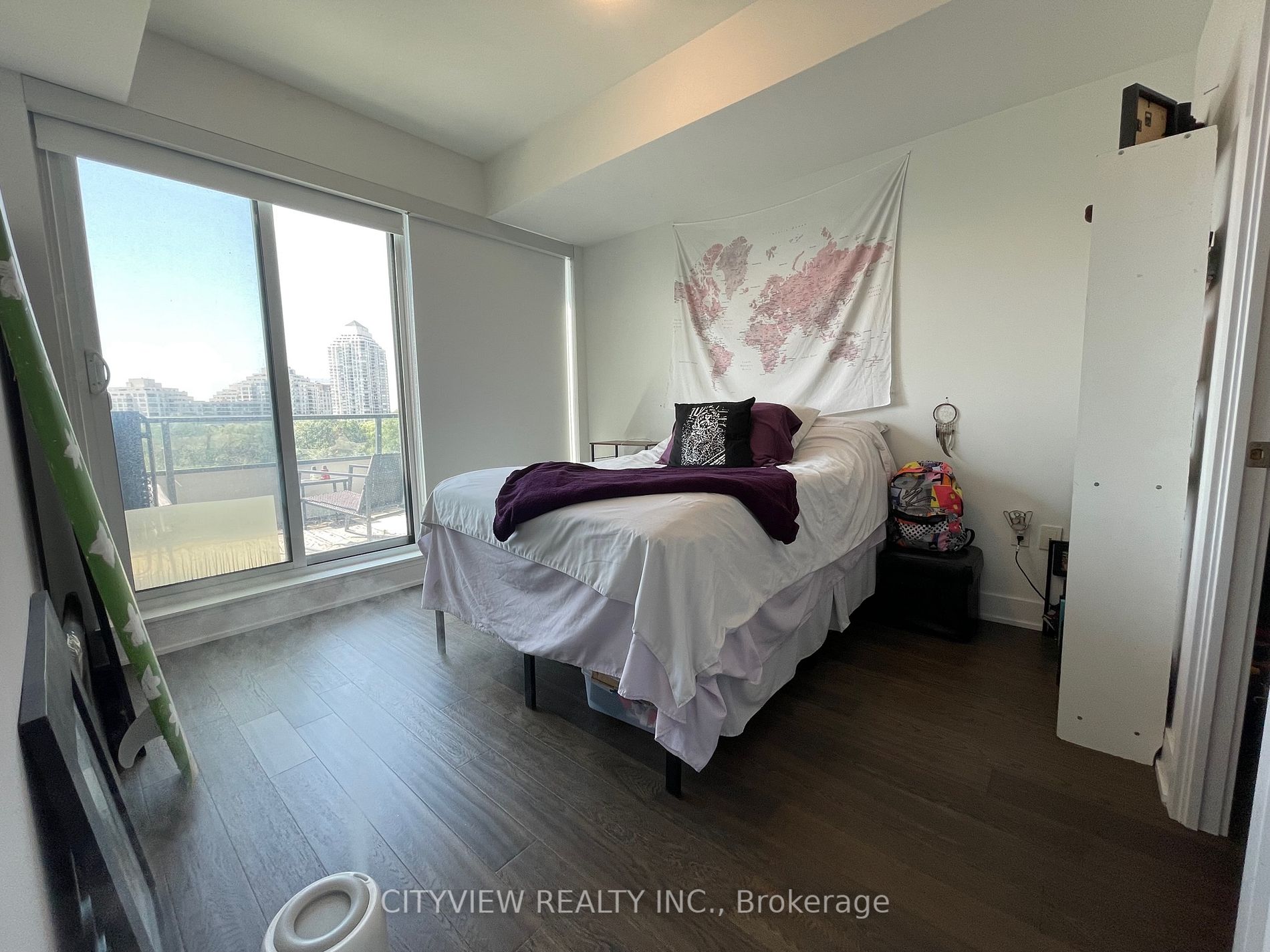 30 Shorebreeze Dr, #427