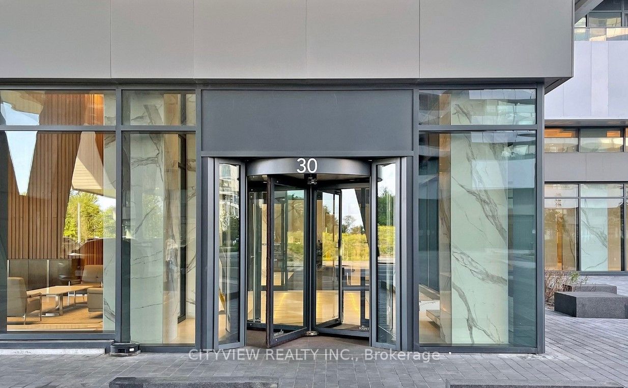 30 Shorebreeze Dr, #427