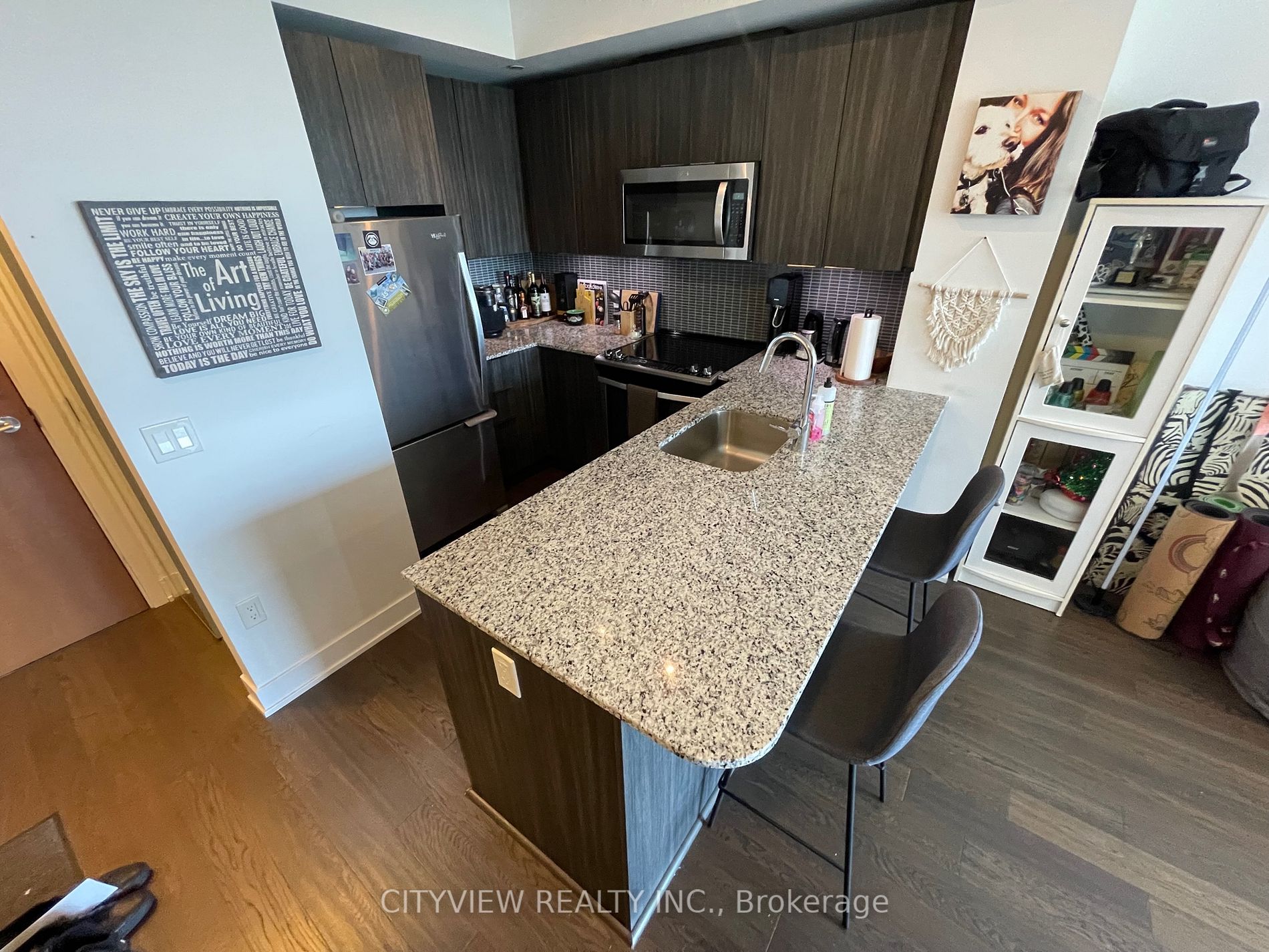 30 Shorebreeze Dr, #427