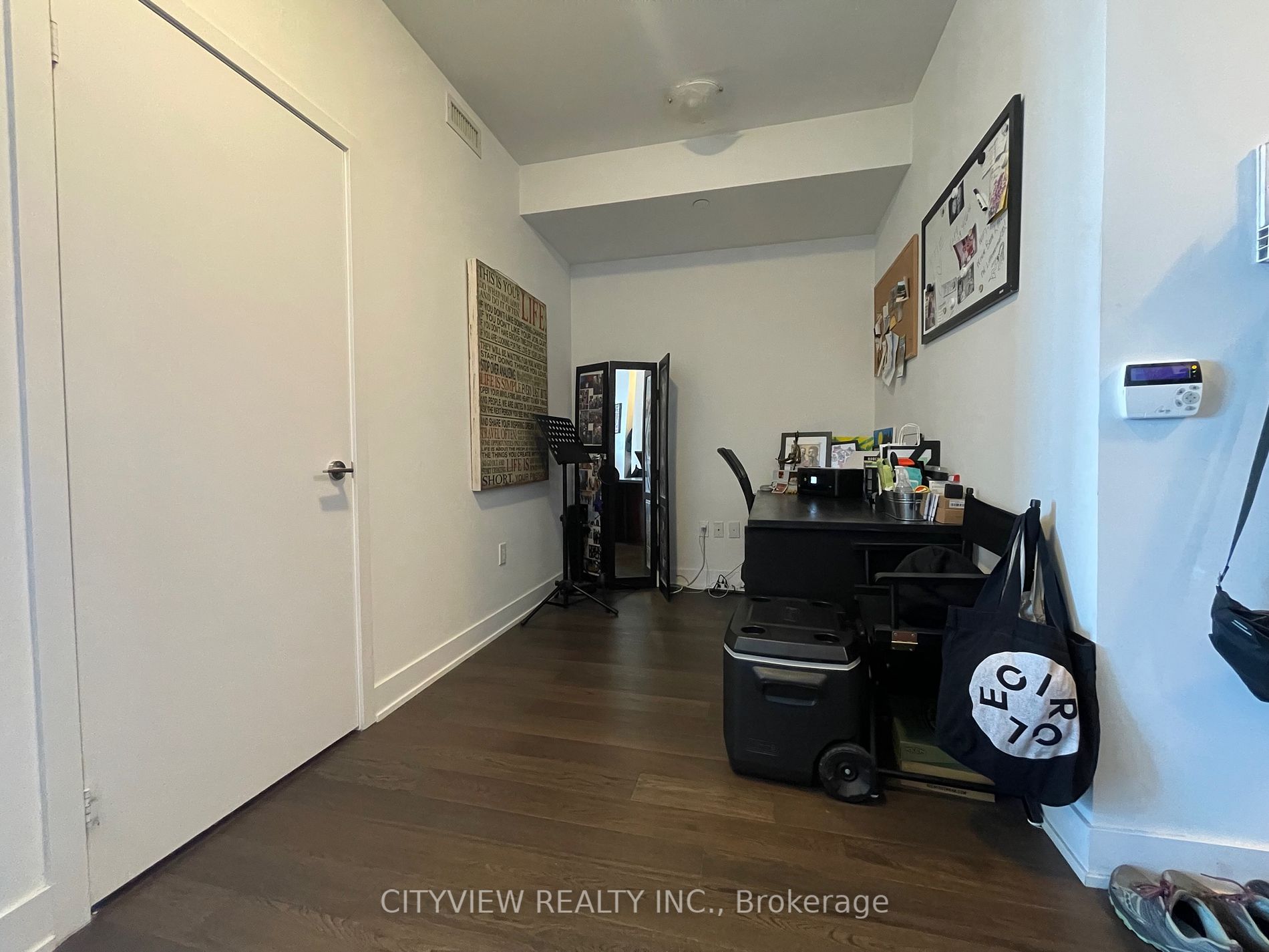 30 Shorebreeze Dr, #427
