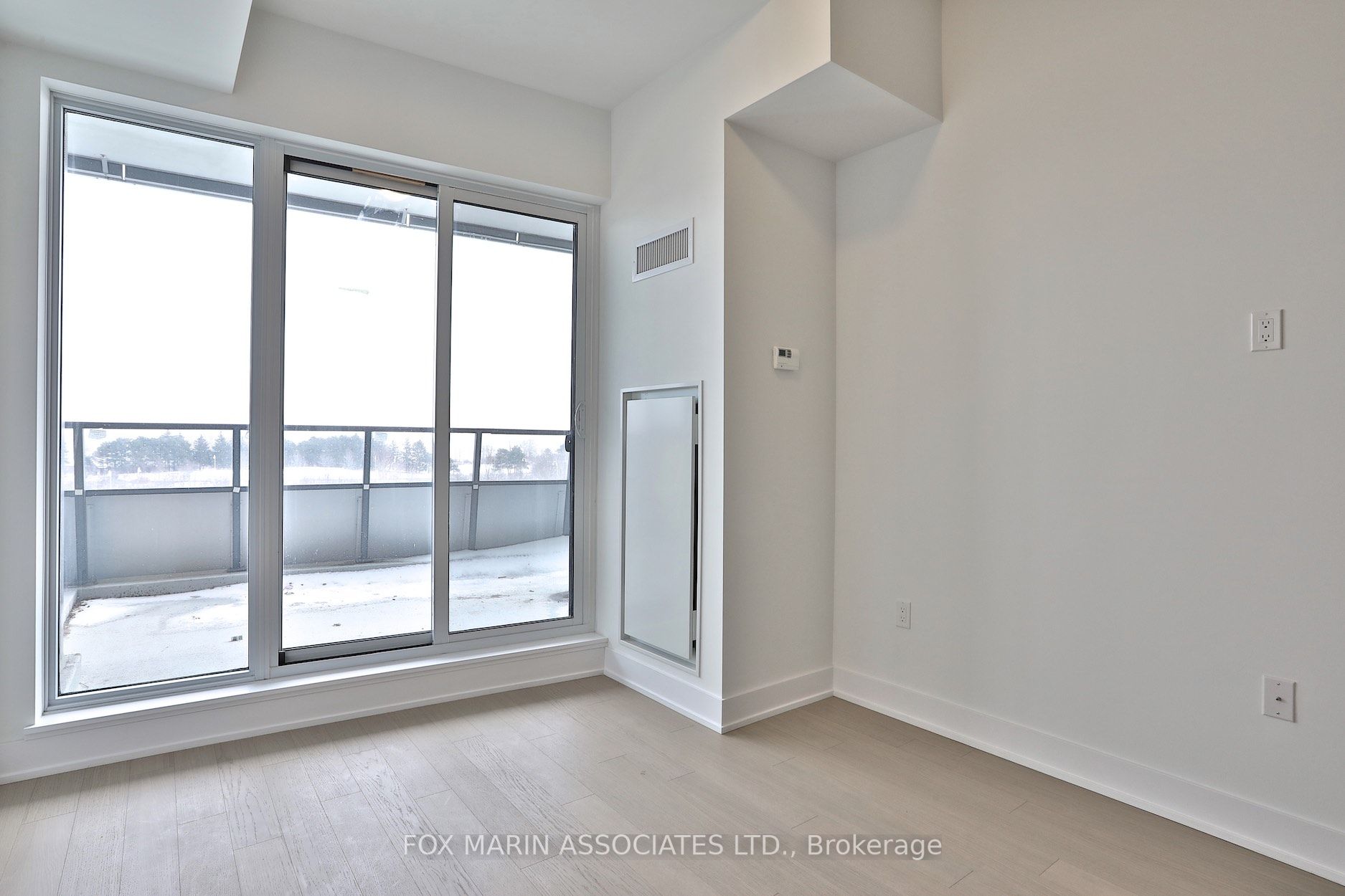 20 Shore Breeze Drive, #216