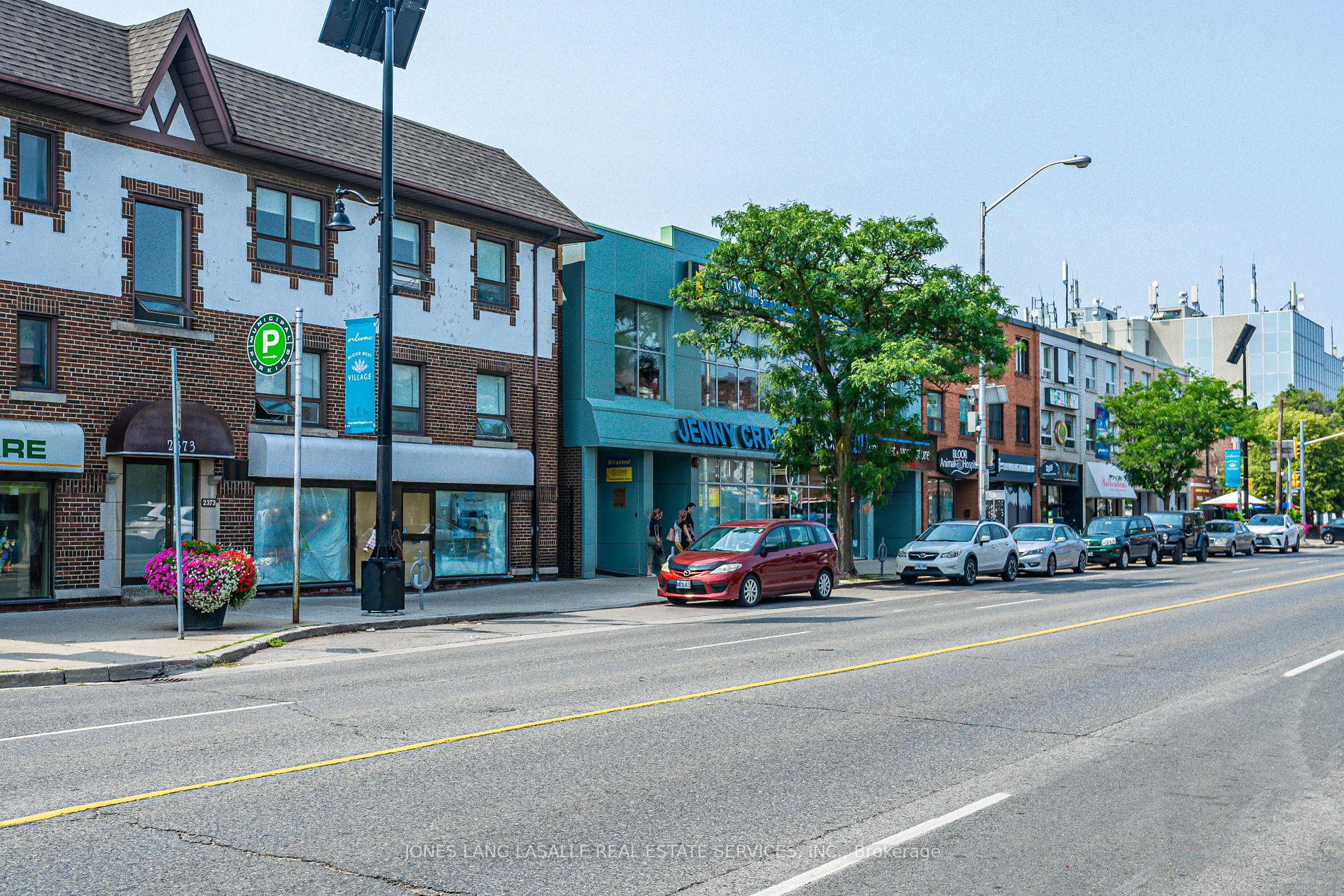 2383 Bloor St W