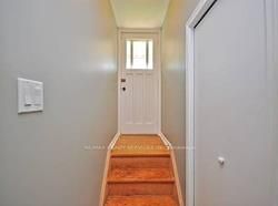 11 Pleaseley Rd
