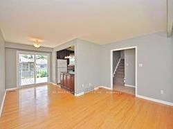 11 Pleaseley Rd