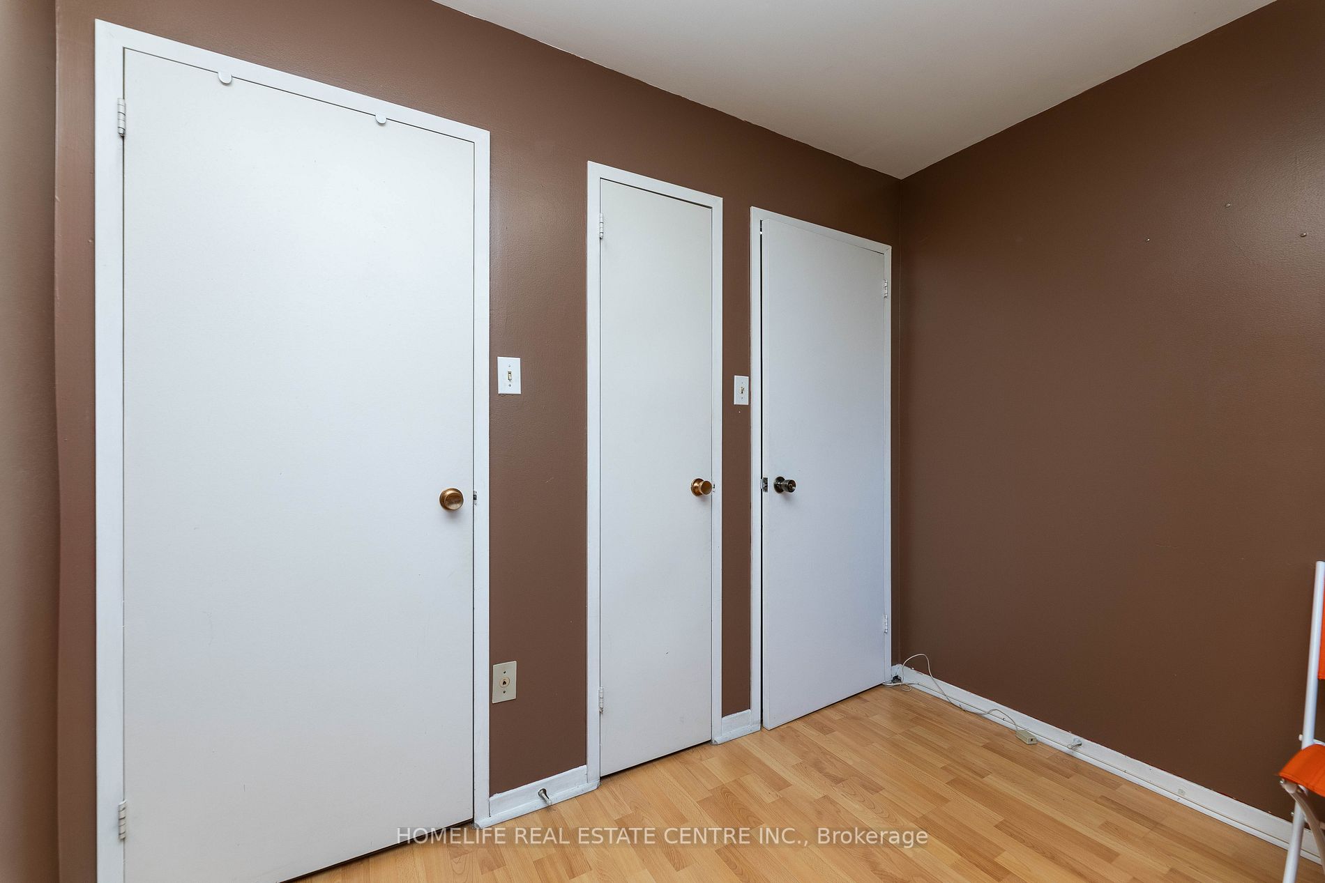 2095 Roche Crt, #275