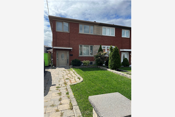 9 Snowood Crt, Toronto