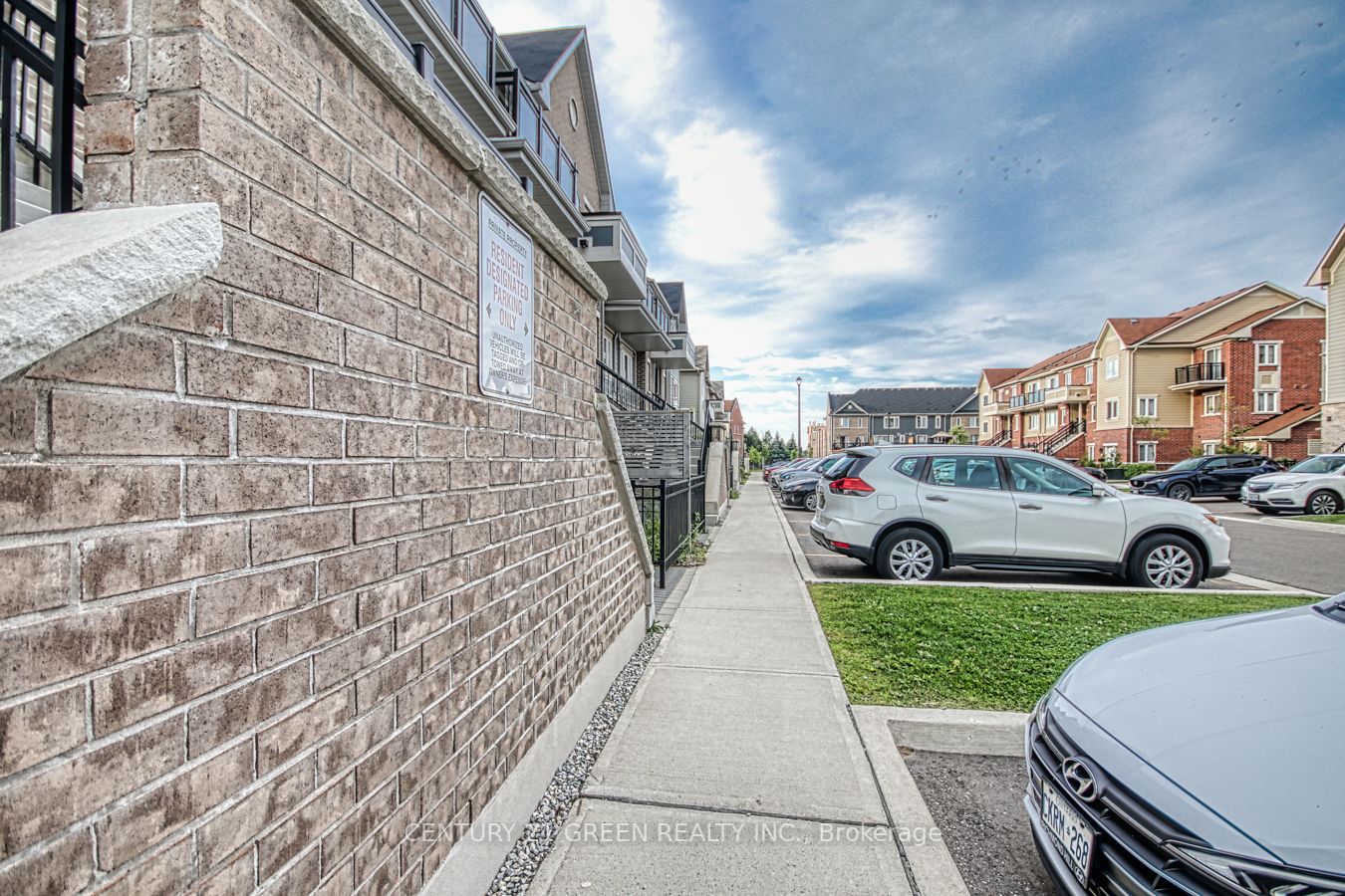 250 Sunny Meadow Blvd, #118