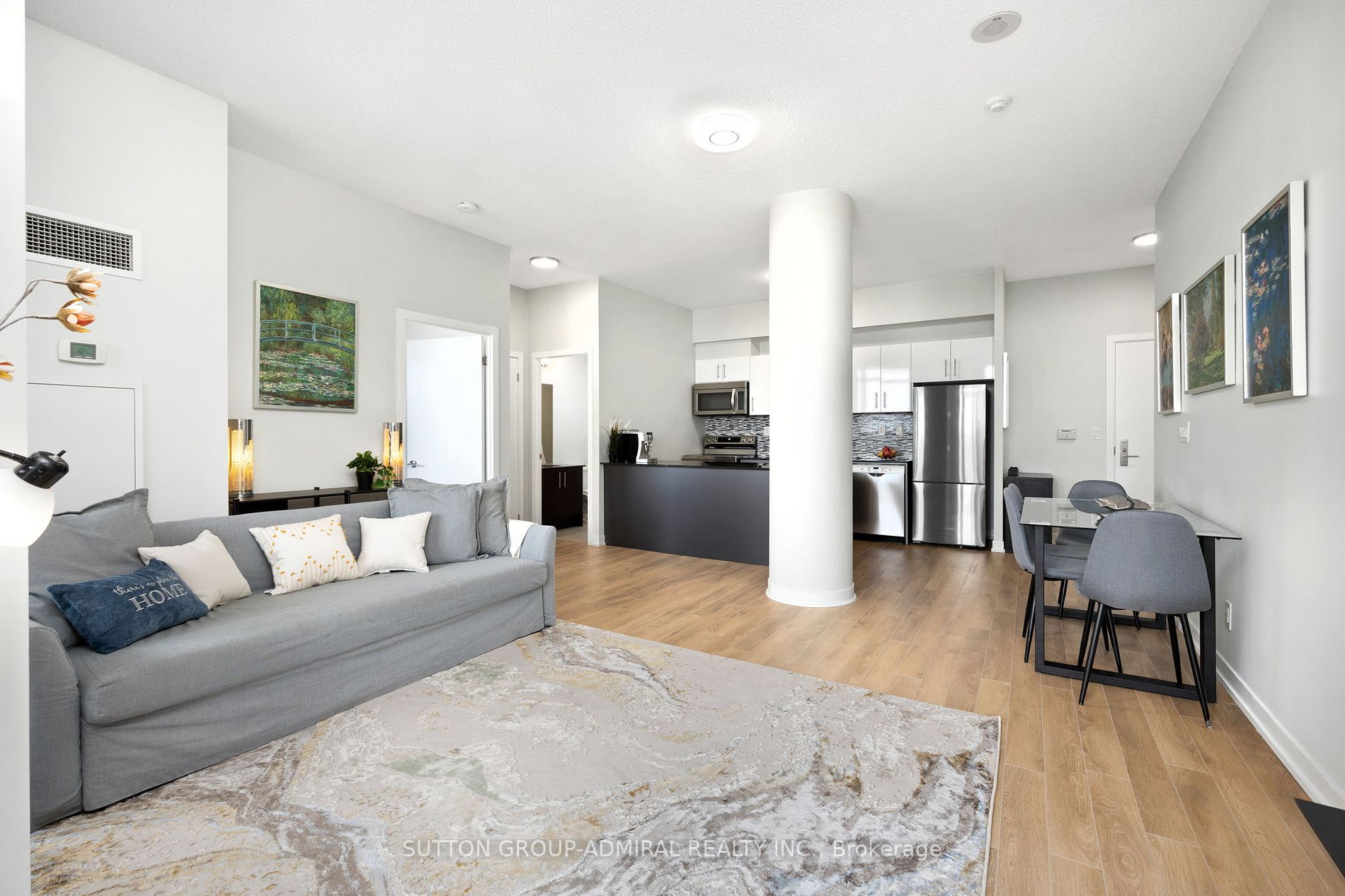 5101 Dundas St W, #407