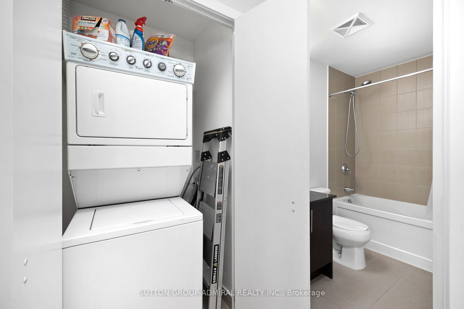 5101 Dundas St W, #407