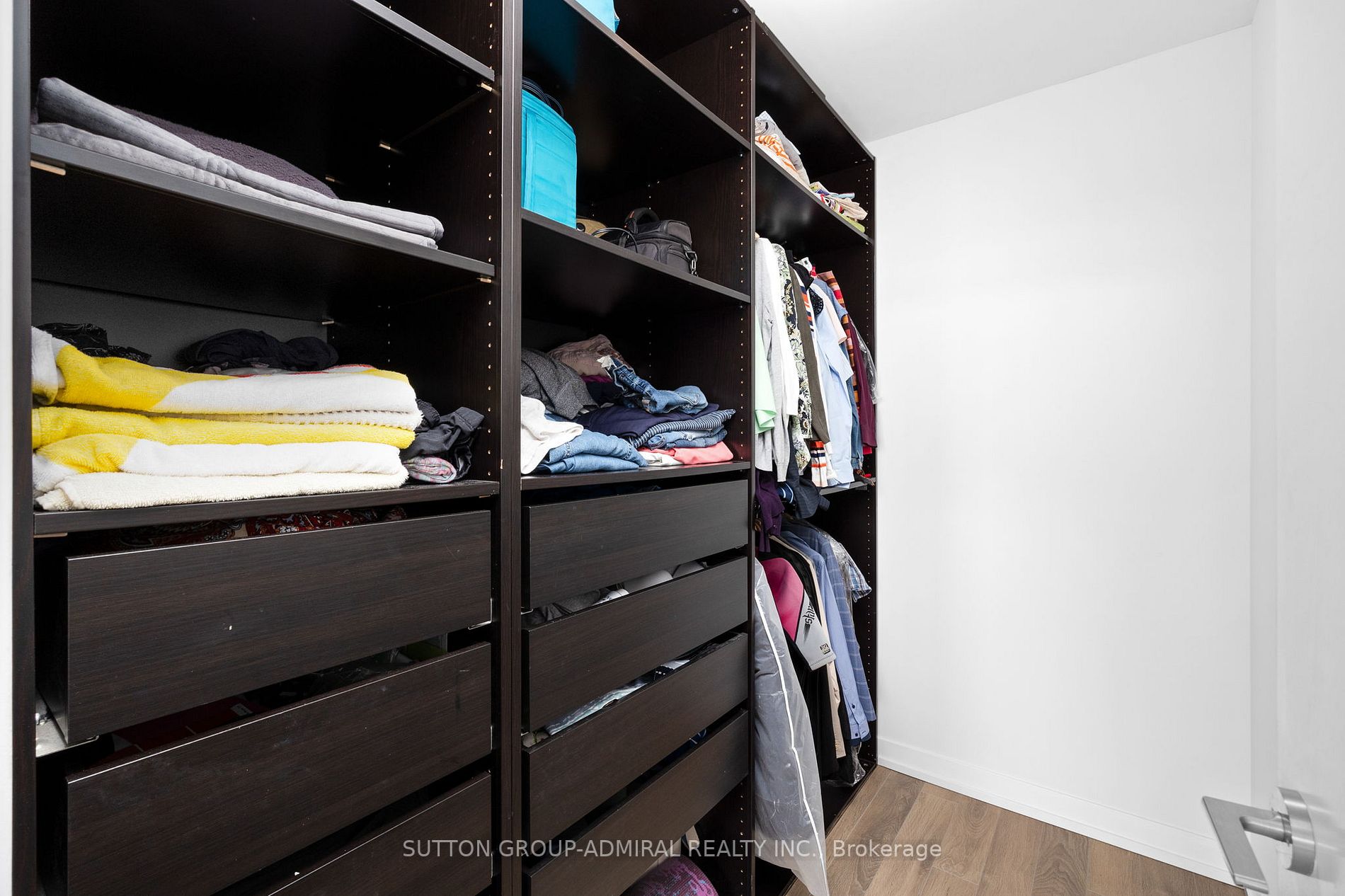 5101 Dundas St W, #407