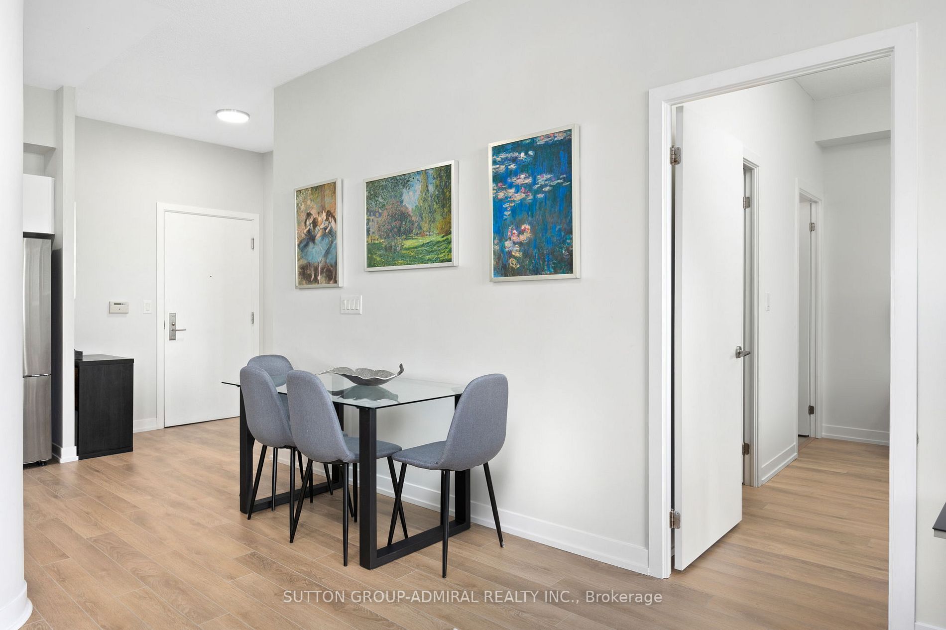 5101 Dundas St W, #407
