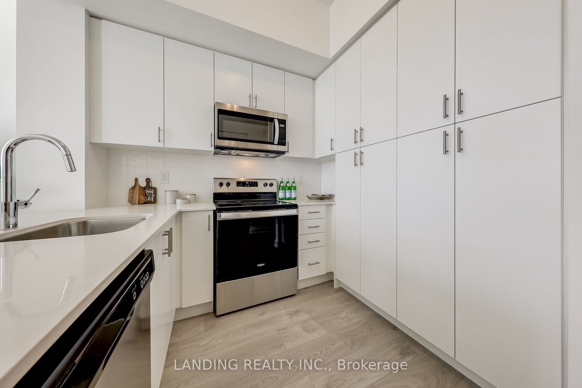 3200 William Coltson Ave, #108