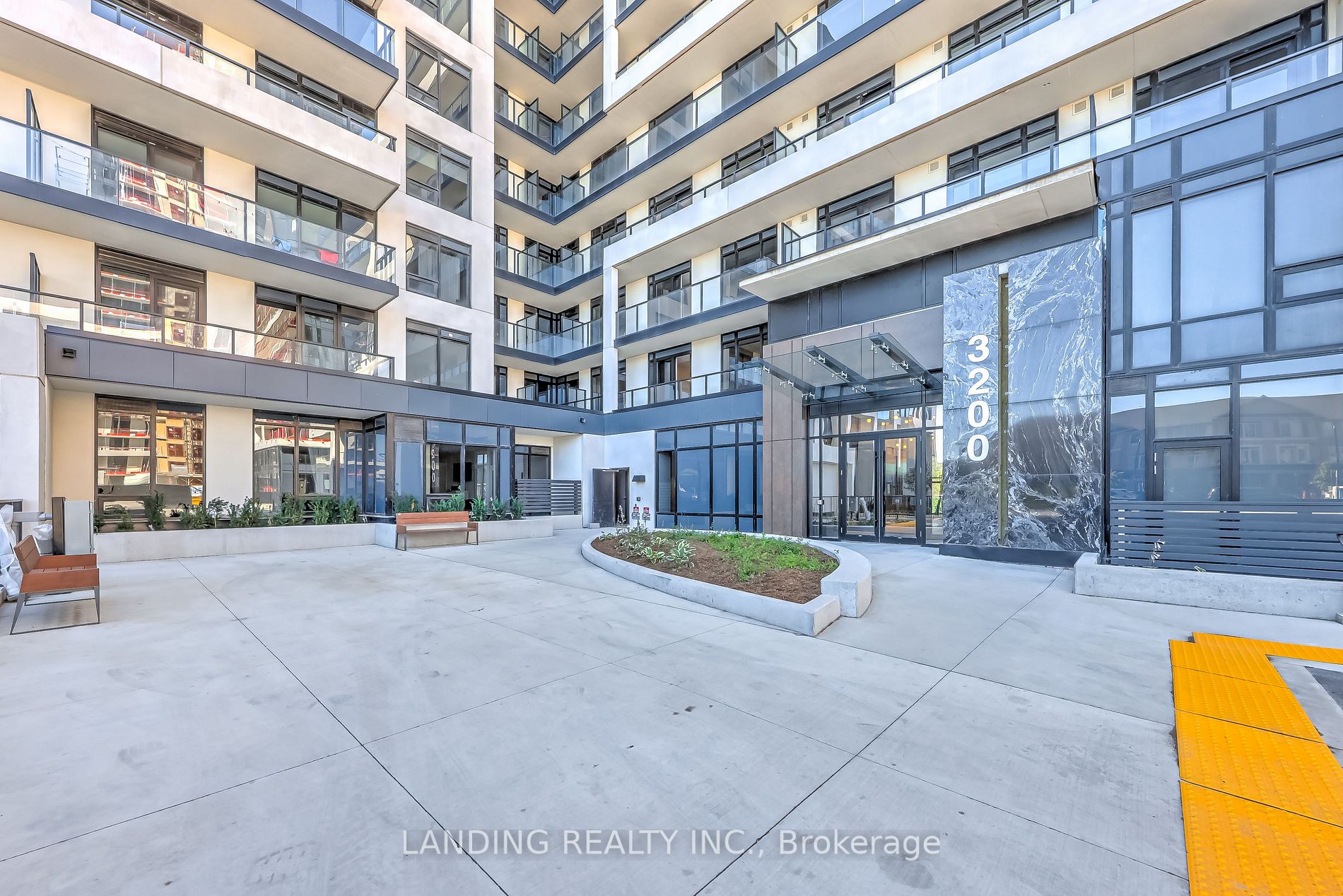 3200 William Coltson Ave, #108
