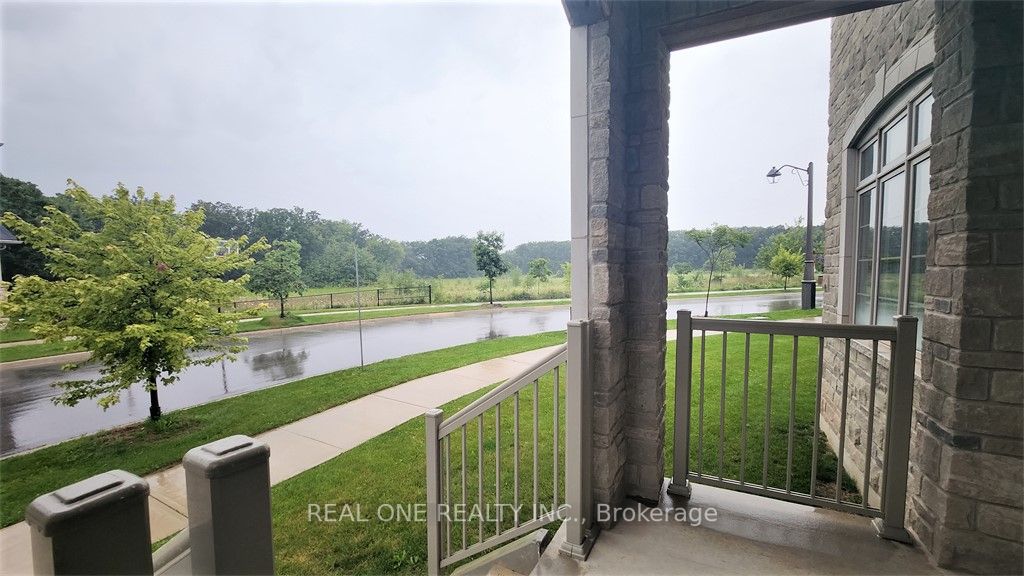 3300 Meadow Marsh Crescent