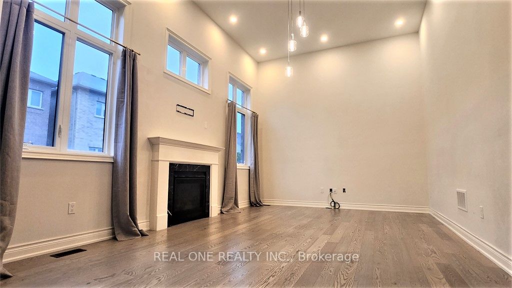 3300 Meadow Marsh Crescent