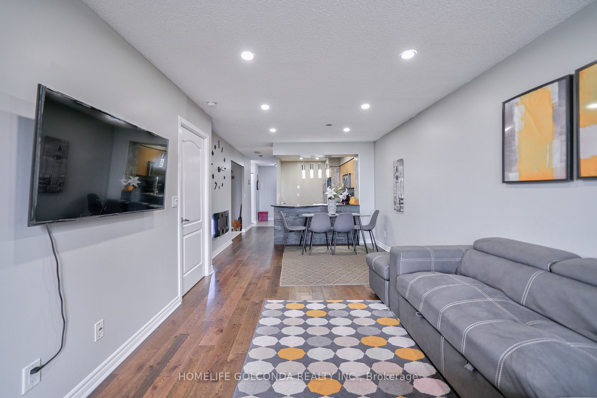 4090 Living Arts Dr, #708