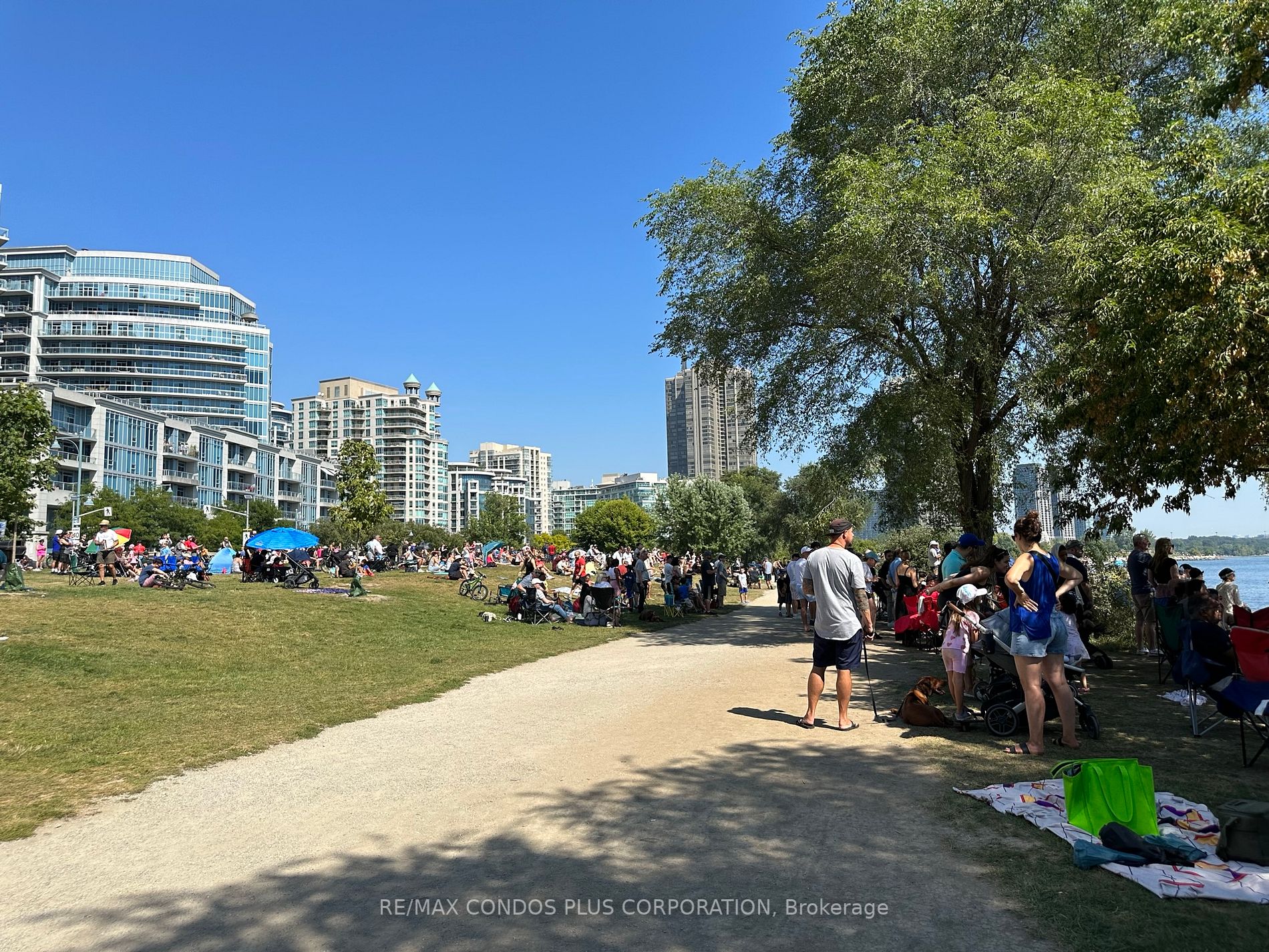 2045 Lake Shore Blvd W, #2904