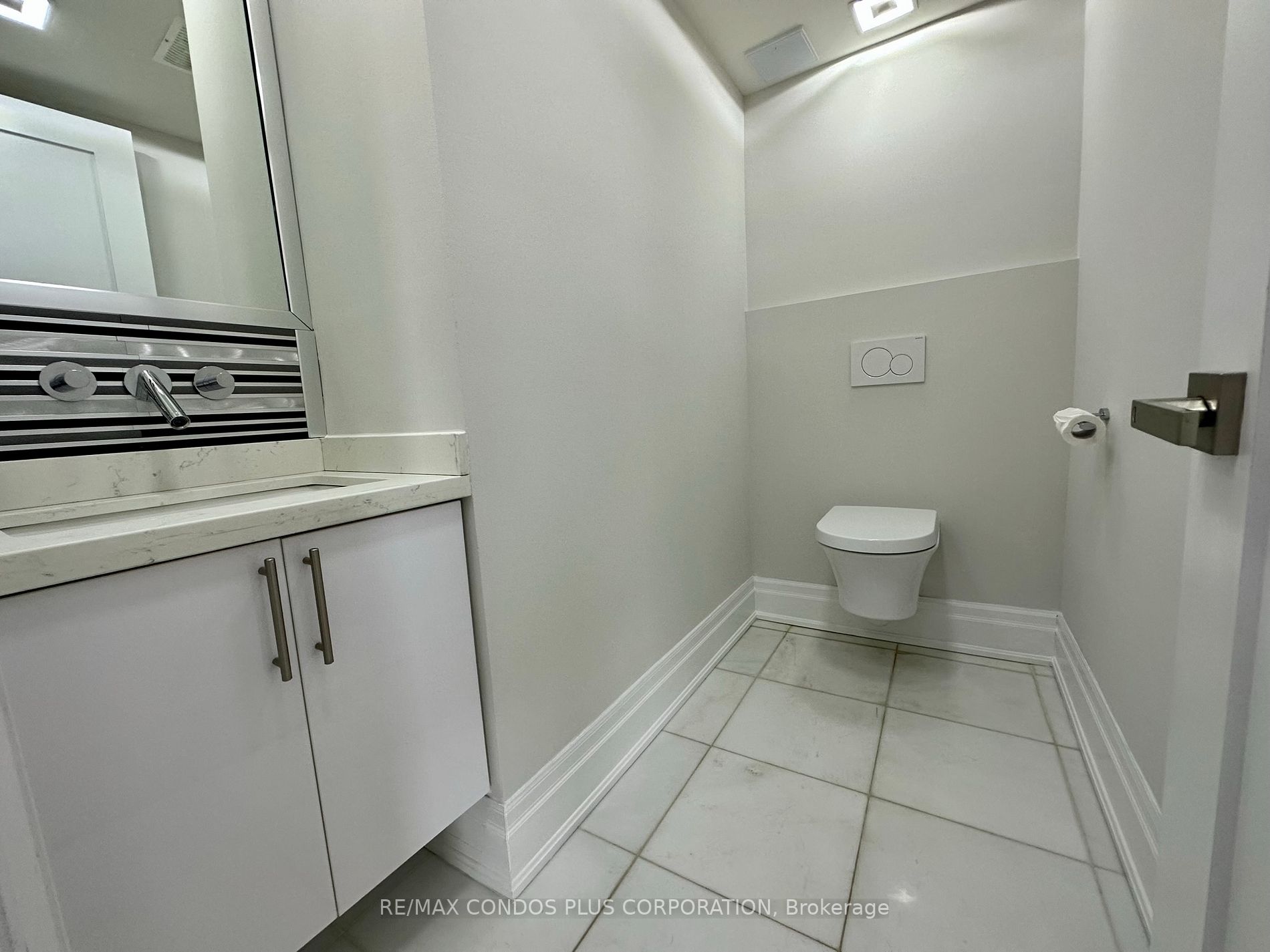 2045 Lake Shore Blvd W, #2904