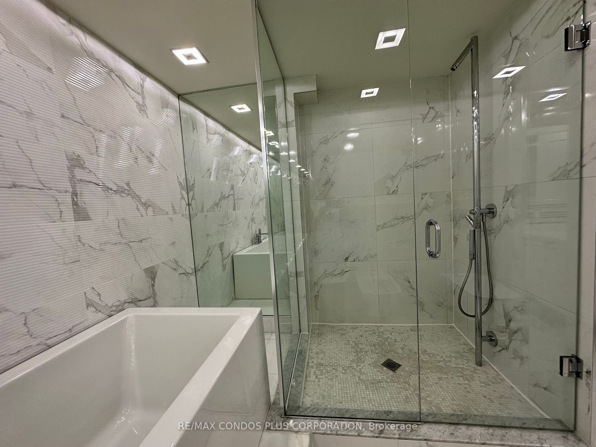 2045 Lake Shore Blvd W, #2904