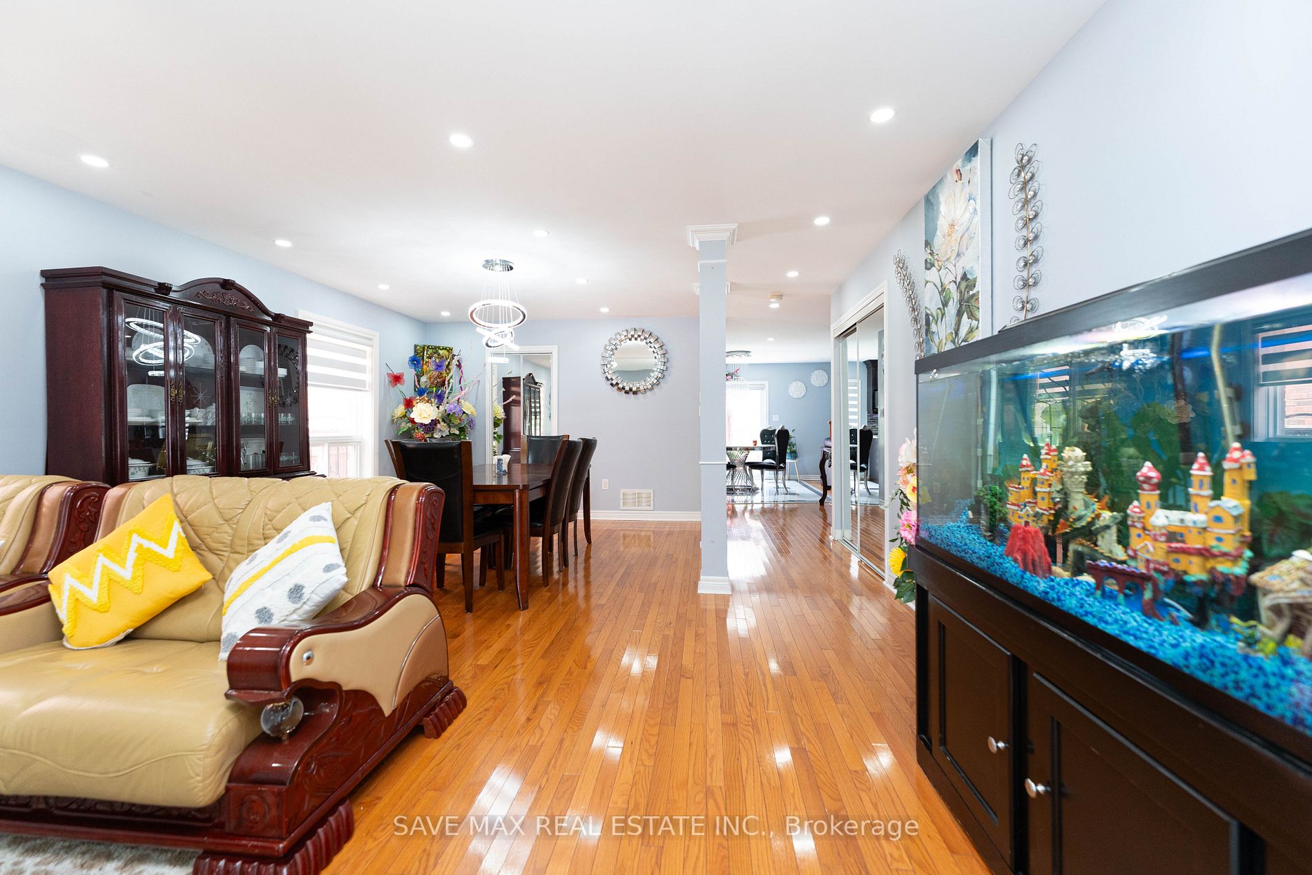 3 Fairhill Ave