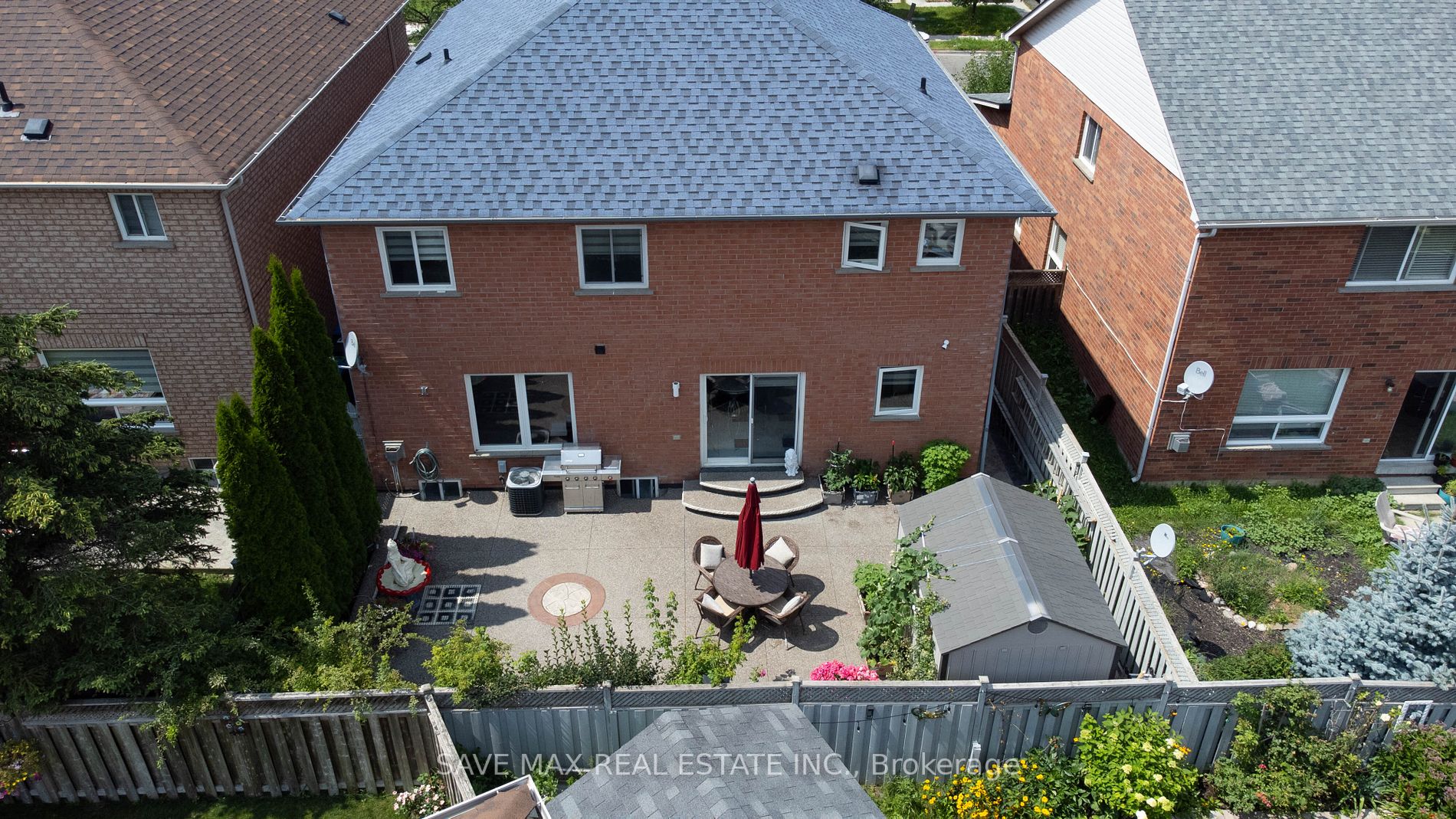3 Fairhill Ave