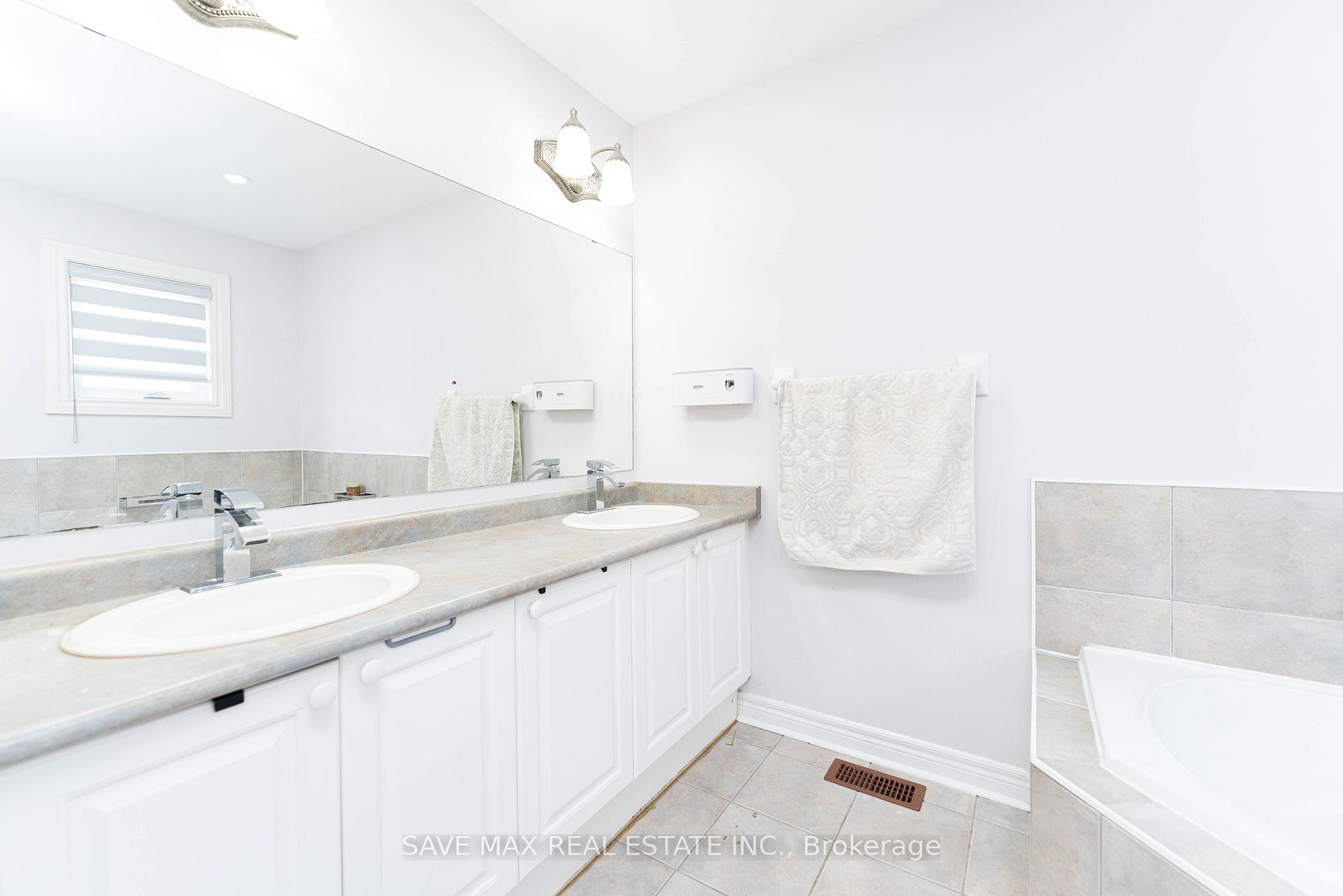 3 Fairhill Ave