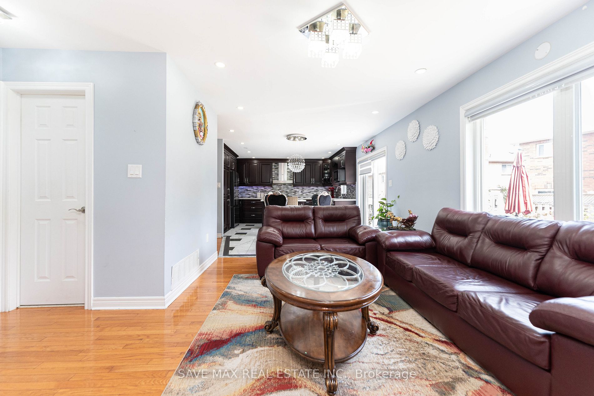 3 Fairhill Ave