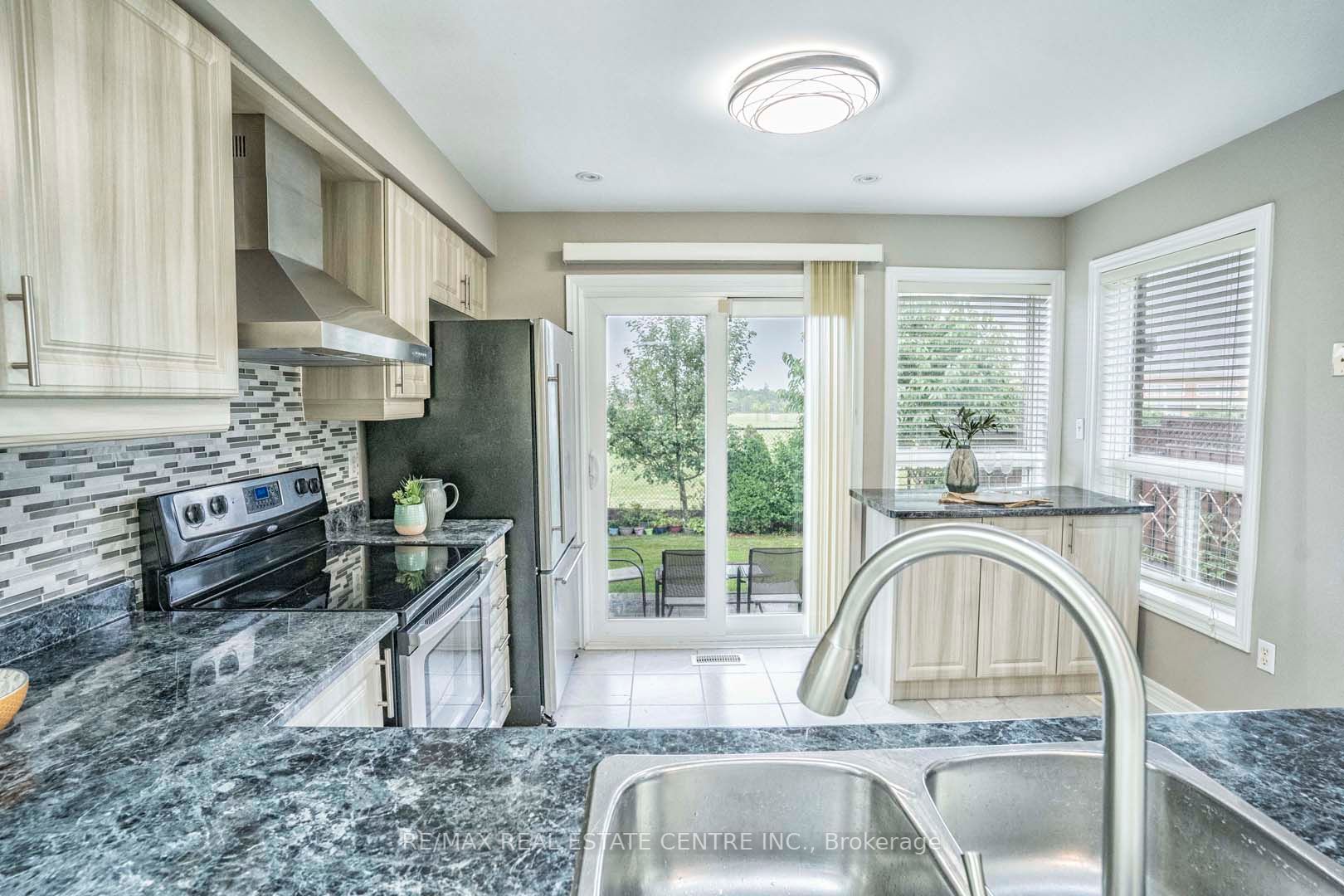 67 Quarry Edge Drive
