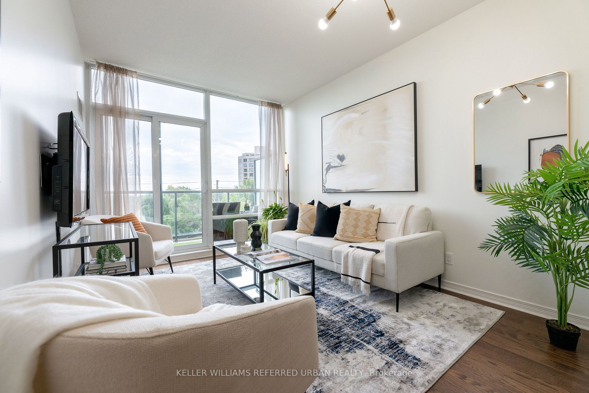 2240 Lake Shore Blvd W, #315