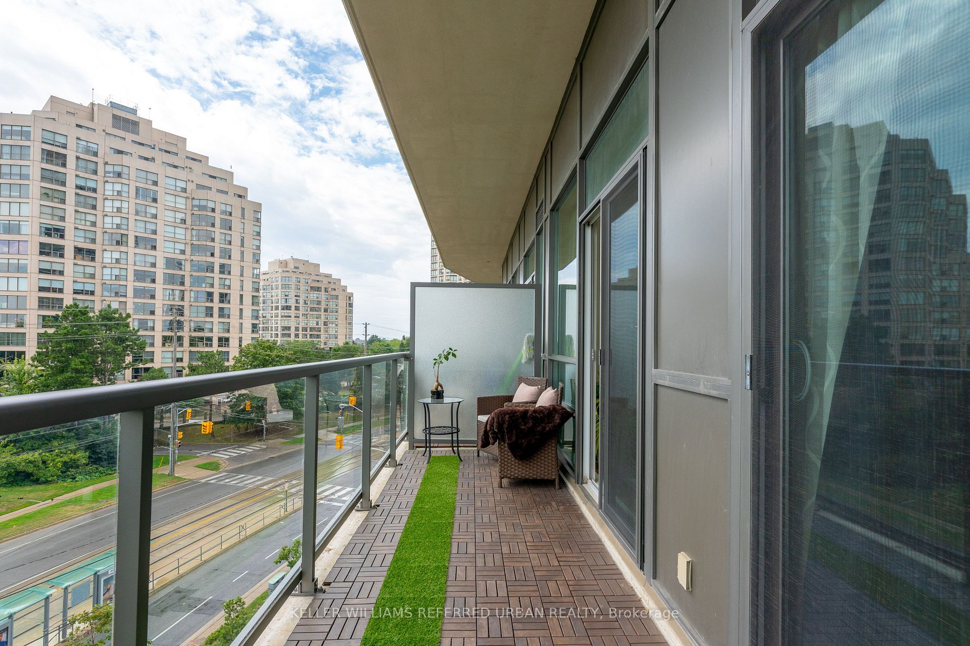 2240 Lake Shore Blvd W, #315