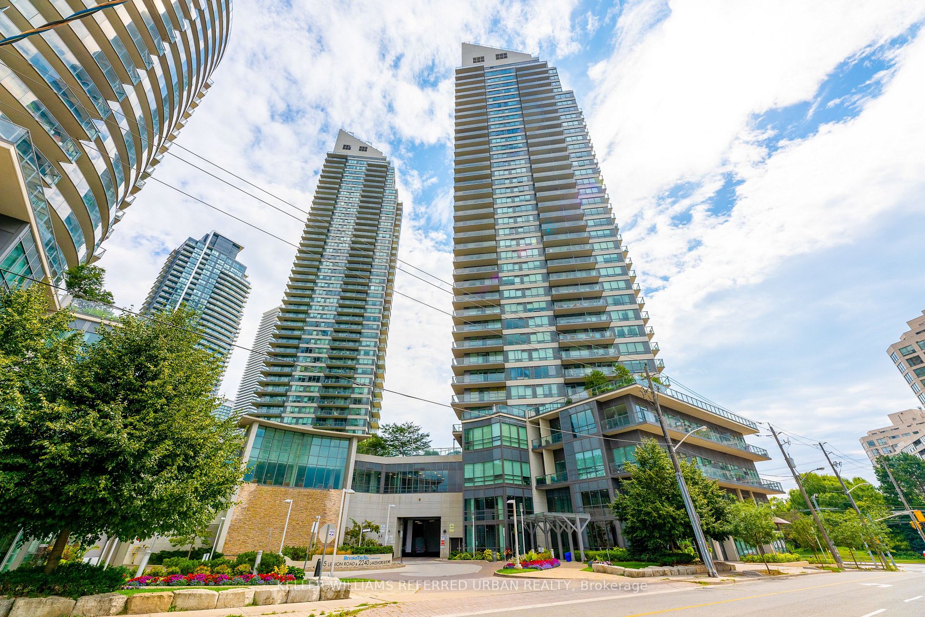 2240 Lake Shore Blvd W, #315