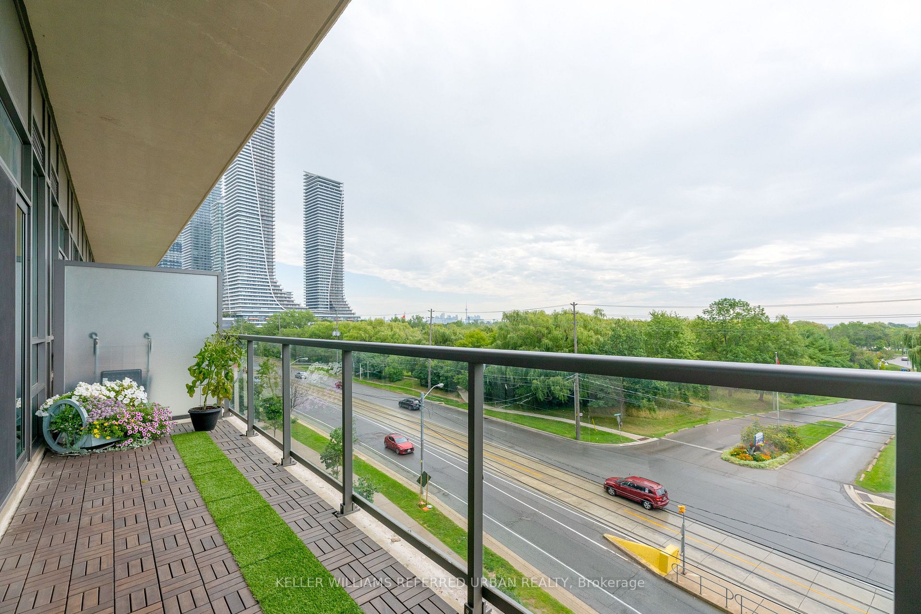 2240 Lake Shore Blvd W, #315