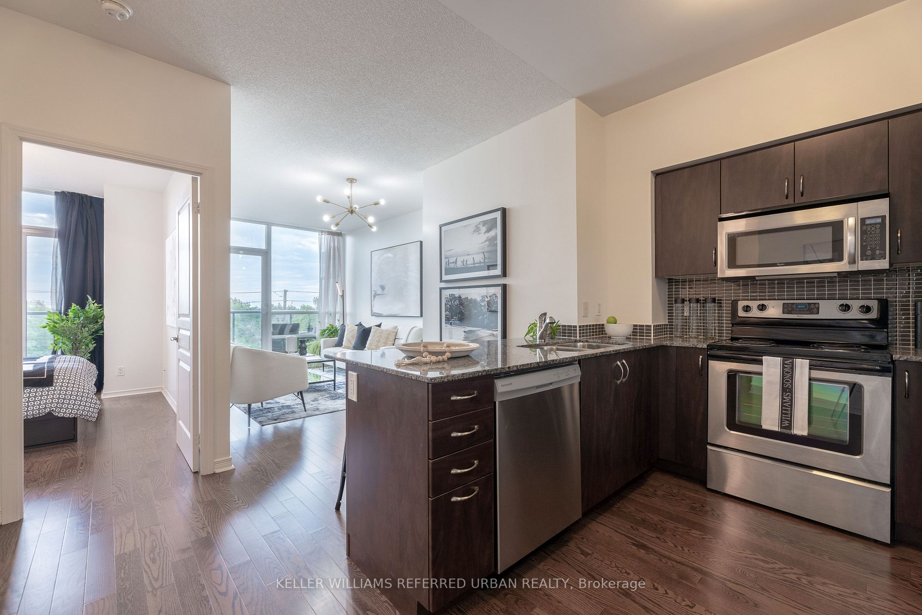 2240 Lake Shore Blvd W, #315