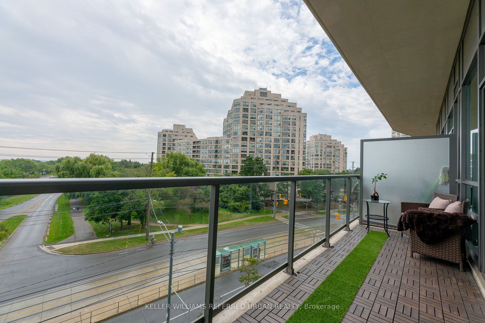 2240 Lake Shore Blvd W, #315