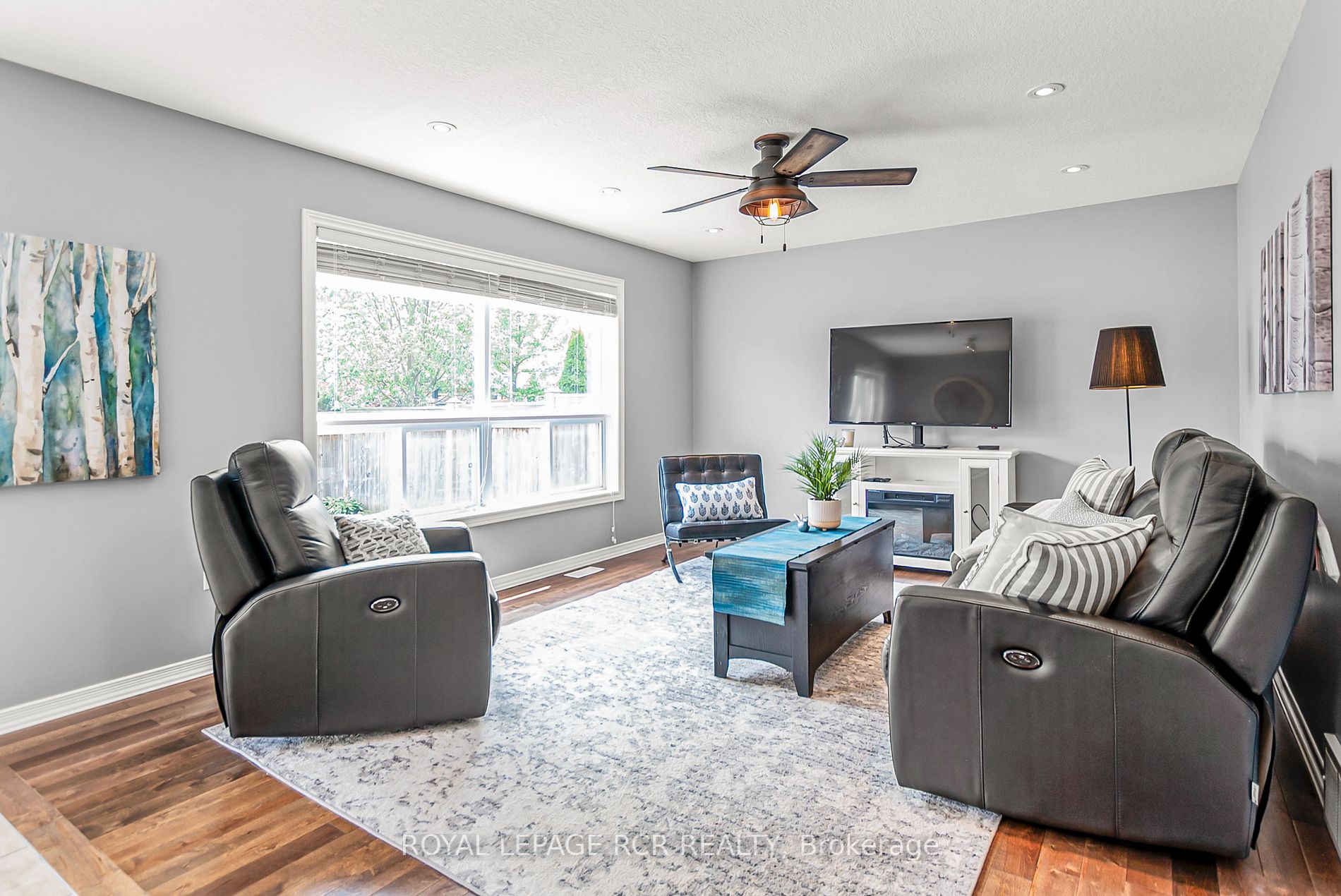 9 Aiken Crescent