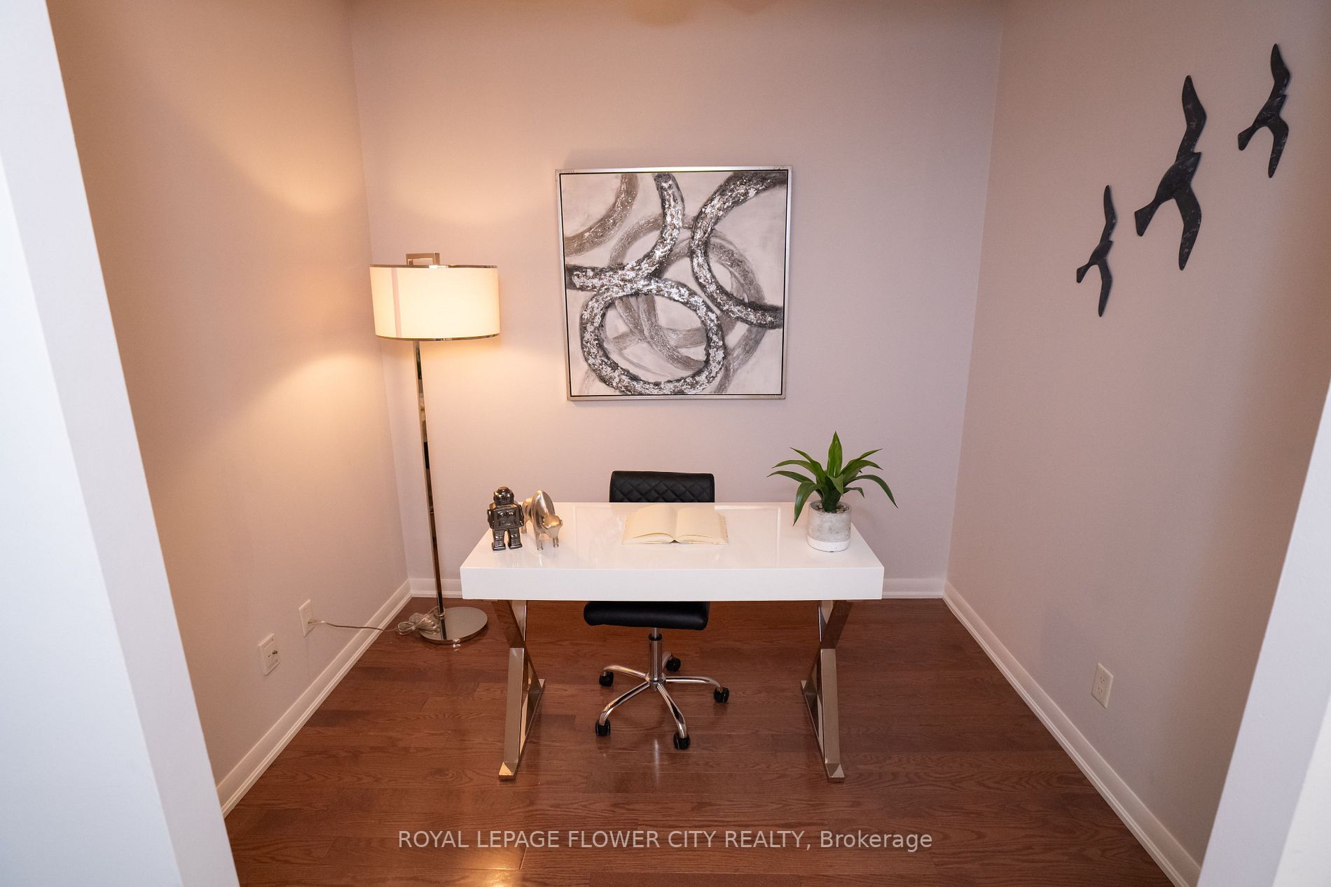 Listing W6746010 - Large Photo # 13