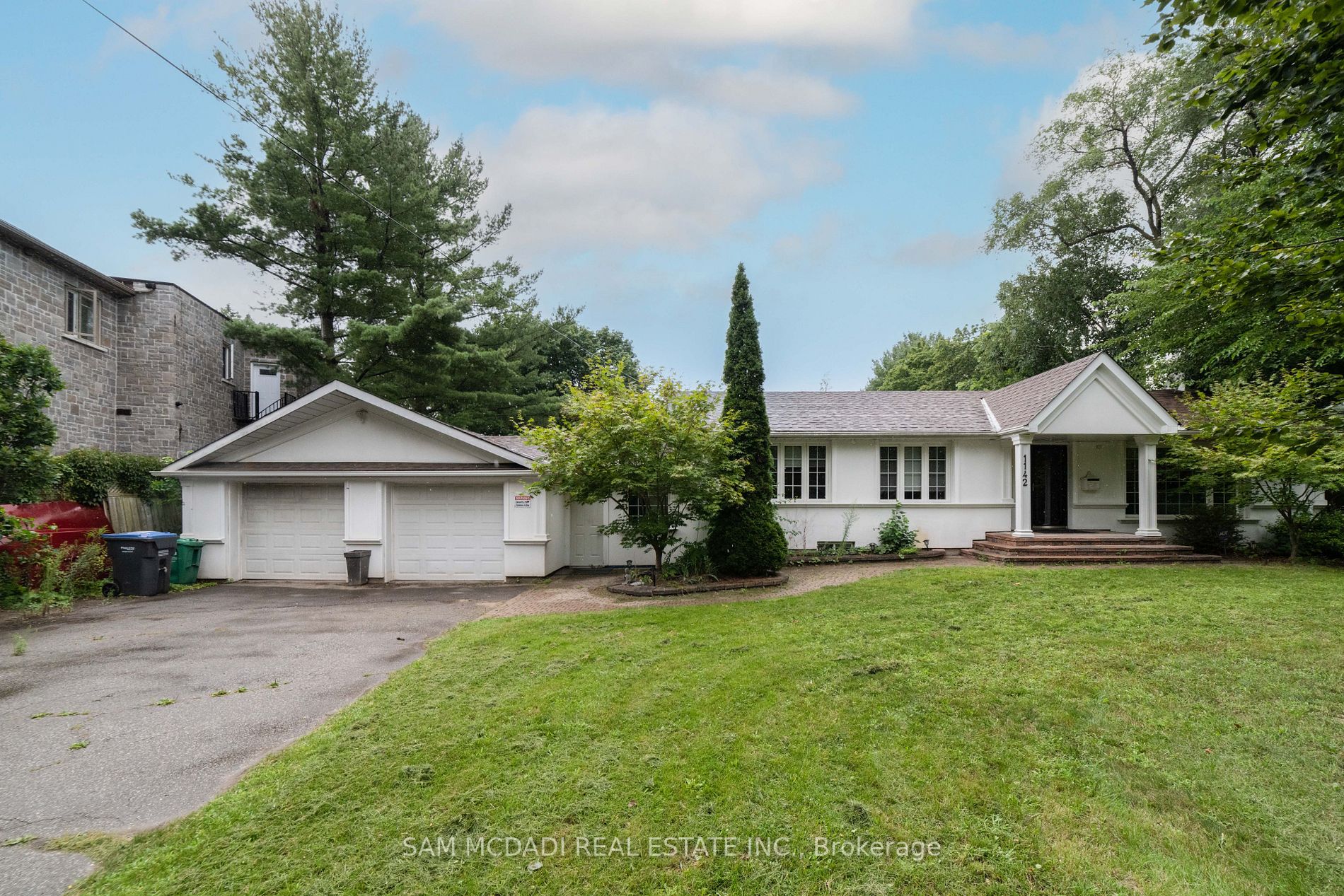 1142 Garden Rd
