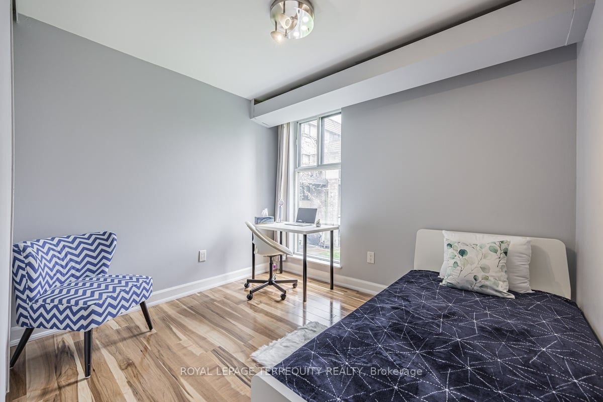 2095 Roche Crt, #127