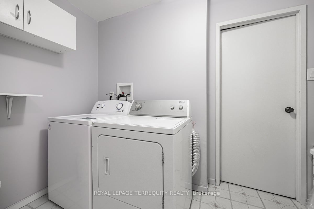 2095 Roche Crt, #127