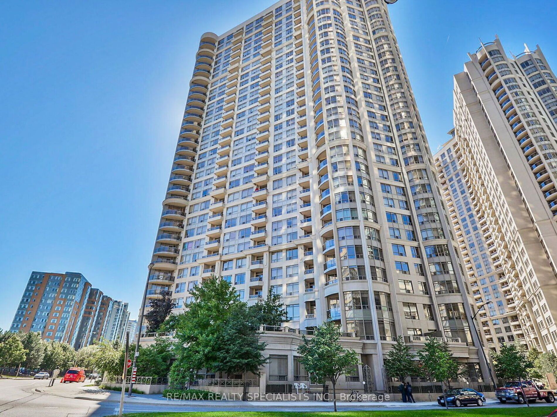 3880 Duke Of York Blvd, #1906